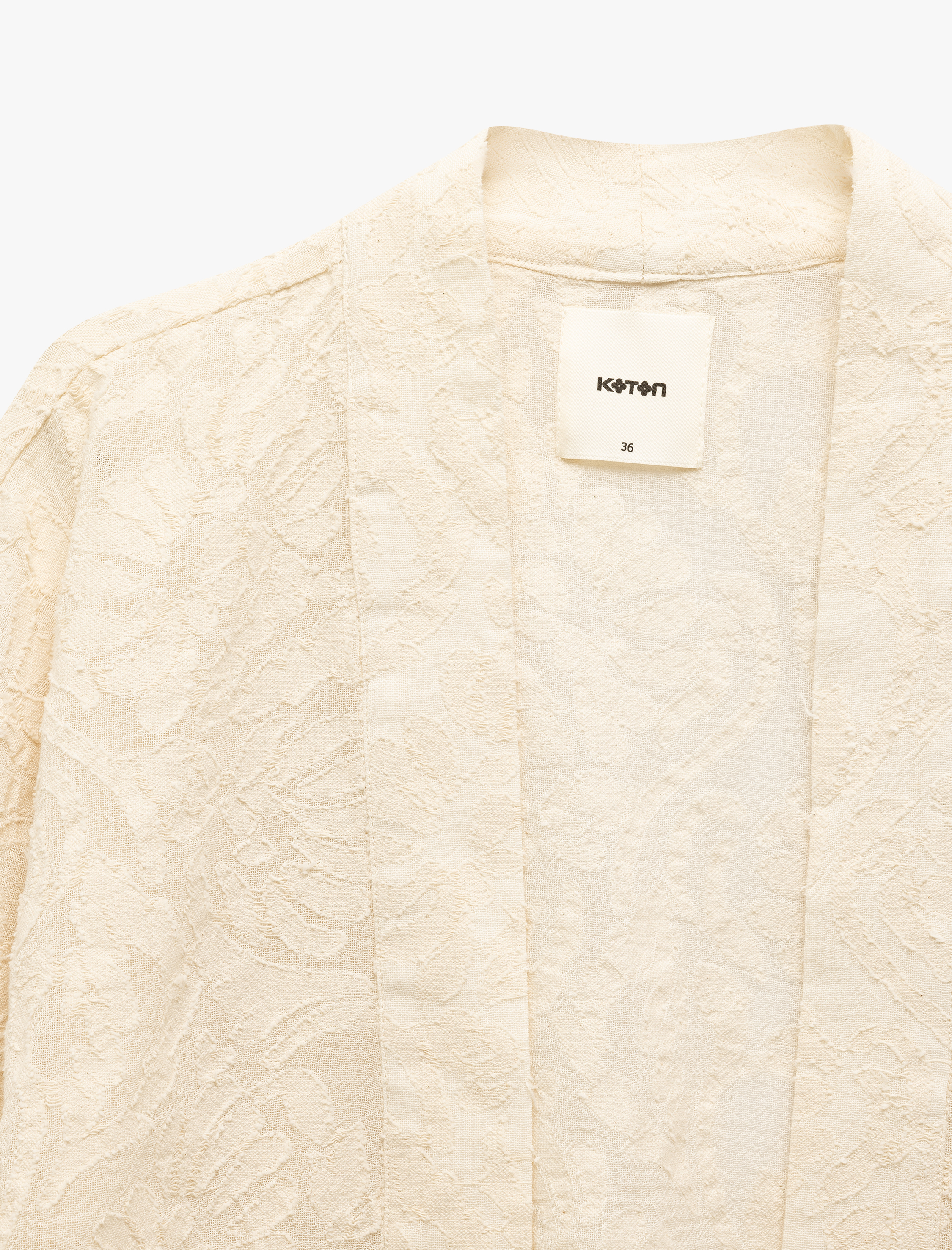 Pamuklu Uzun Geniş Kollu Floral Dokulu Nakışlı Kısa Kimono Ceket