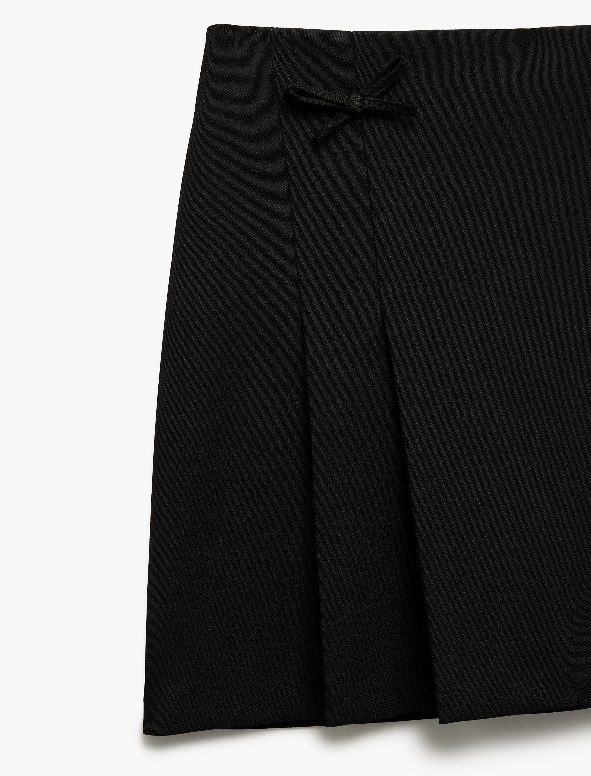   Standart Bel Fiyonk Detaylı Pileli Mini Etek