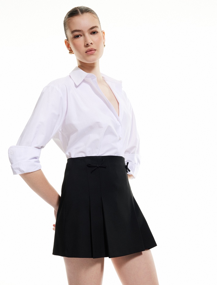  Standart Bel Fiyonk Detaylı Pileli Mini Etek