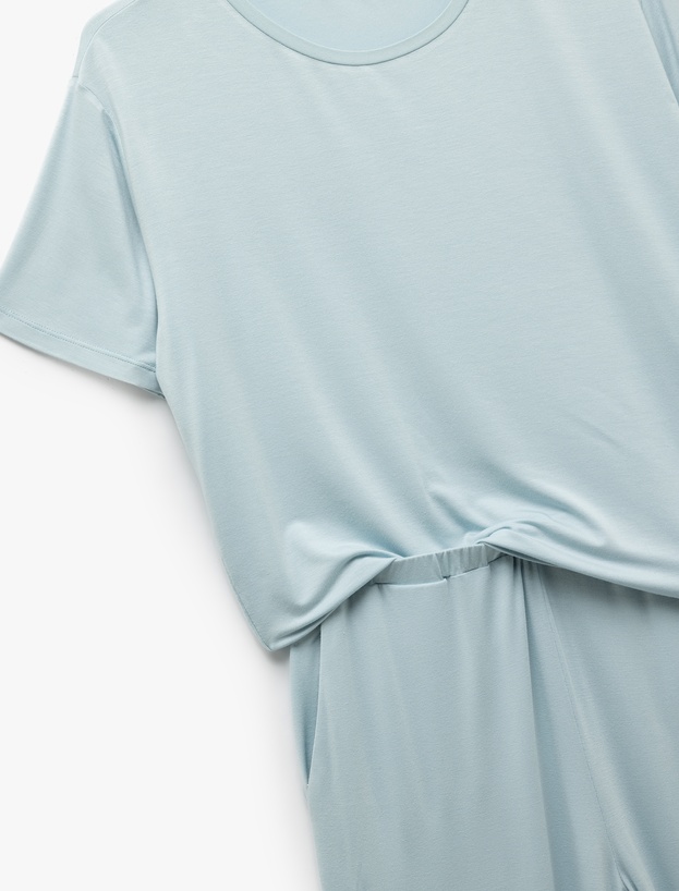 Cepli Kısa Kollu Bisiklet Yaka Viskon Pijama Takımı_4