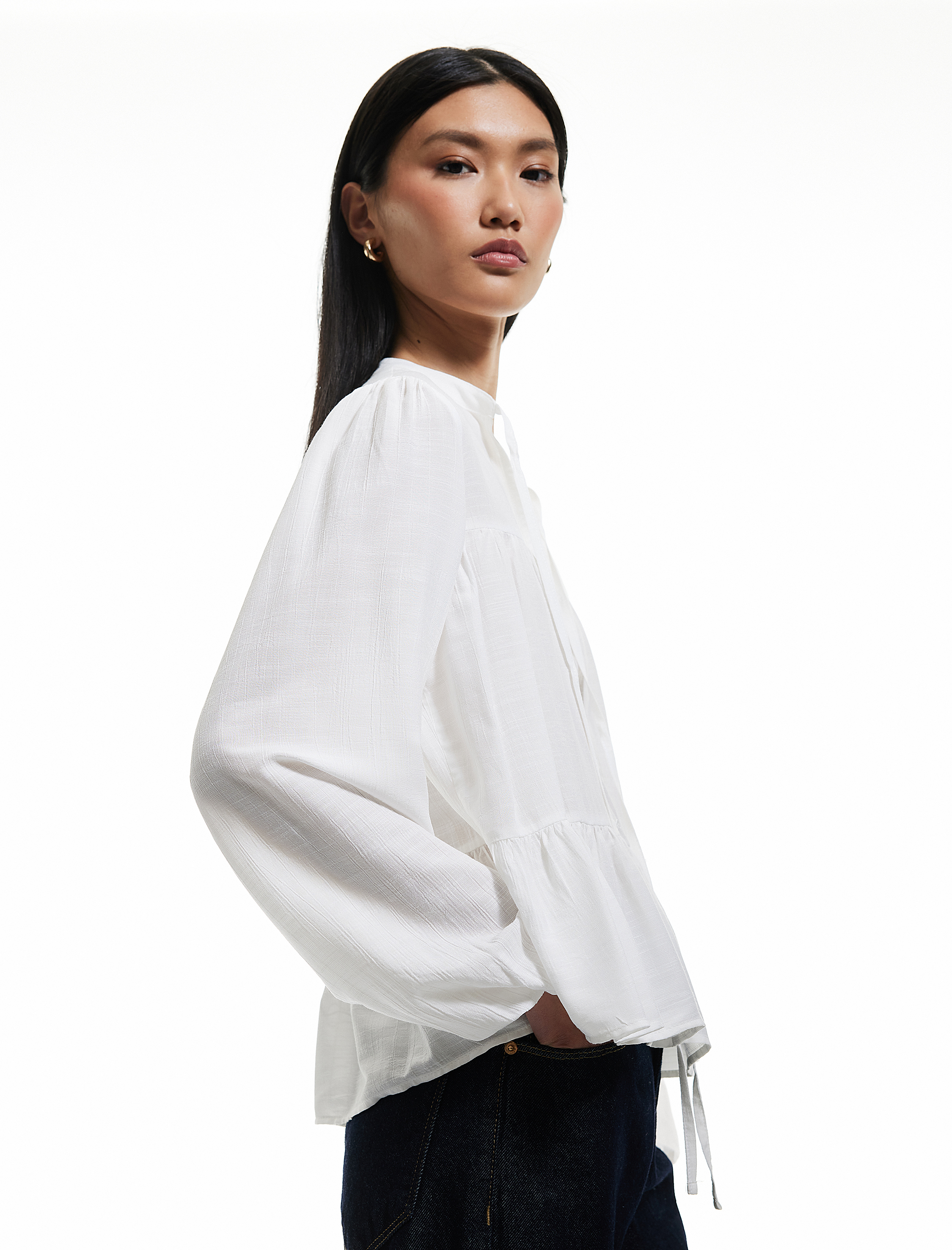   Viskon Bağlama Detaylı Mandarin Yaka Uzun Kollu Düğmeli Bluz