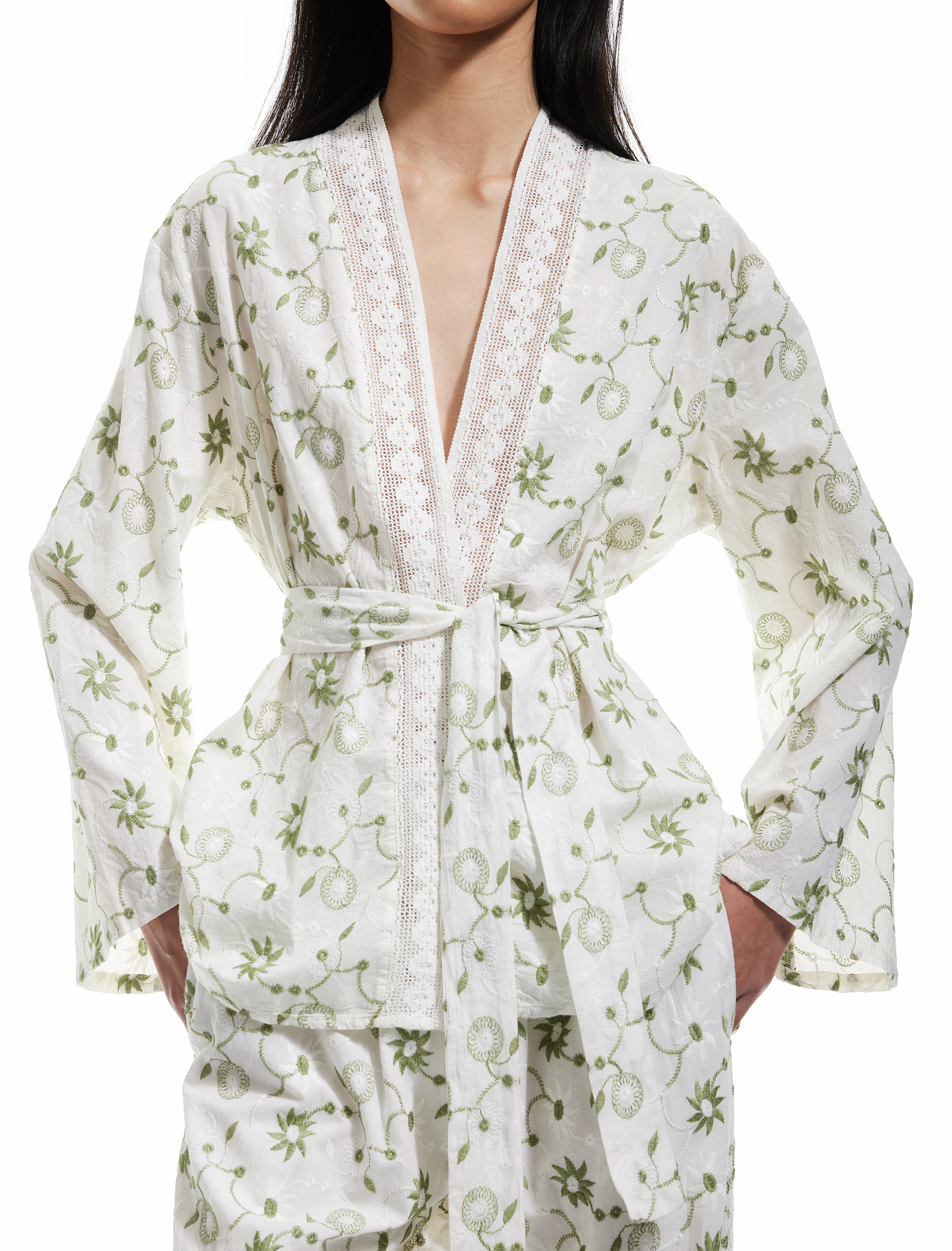   Pamuklu Floral İşlemeli Fisto Kruvaze Oversize Kimono Ceket