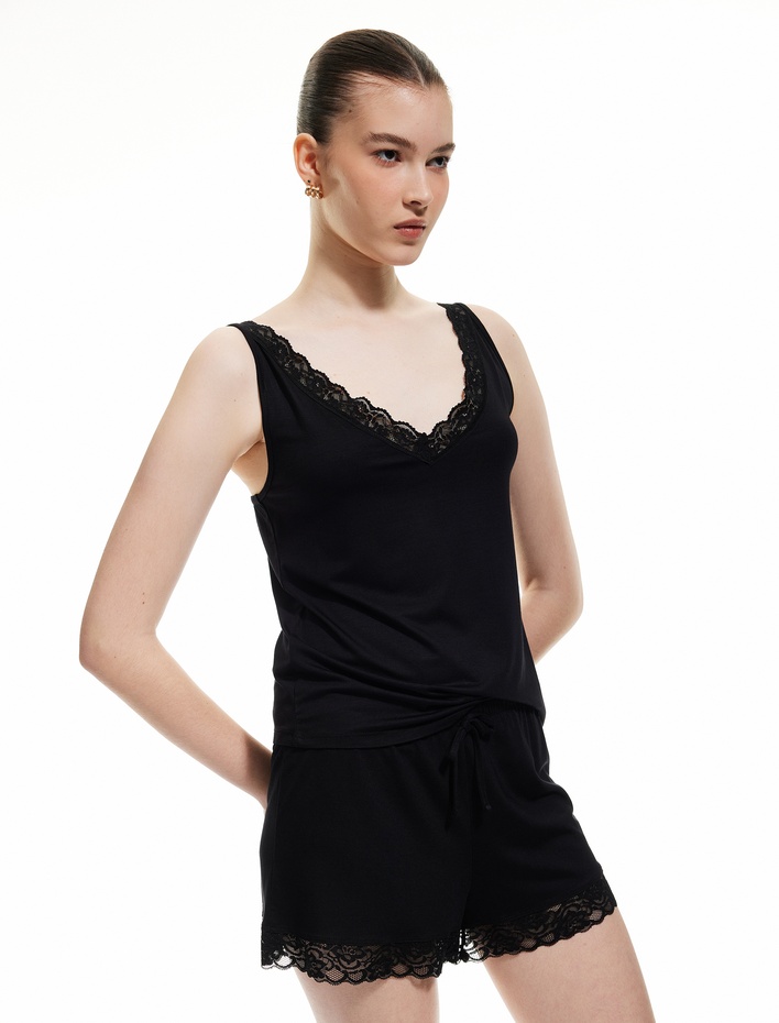  Dantel Detaylı Kolsuz Viskon Atlet Pijama Üstü