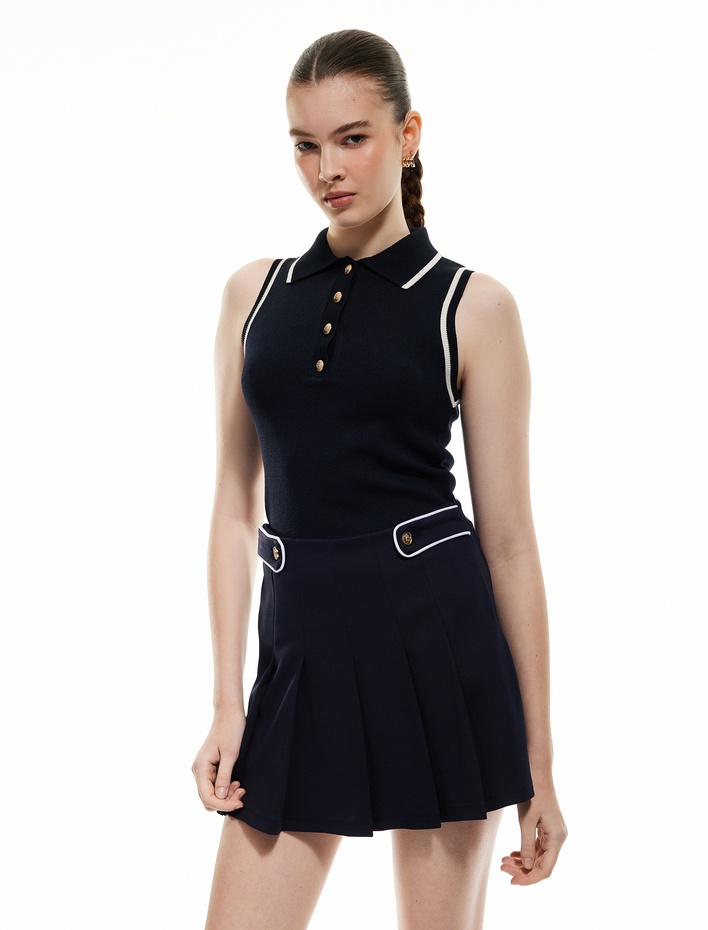  Viskon Düğme Detaylı Yüksek Bel Pileli Mini Şort Etek