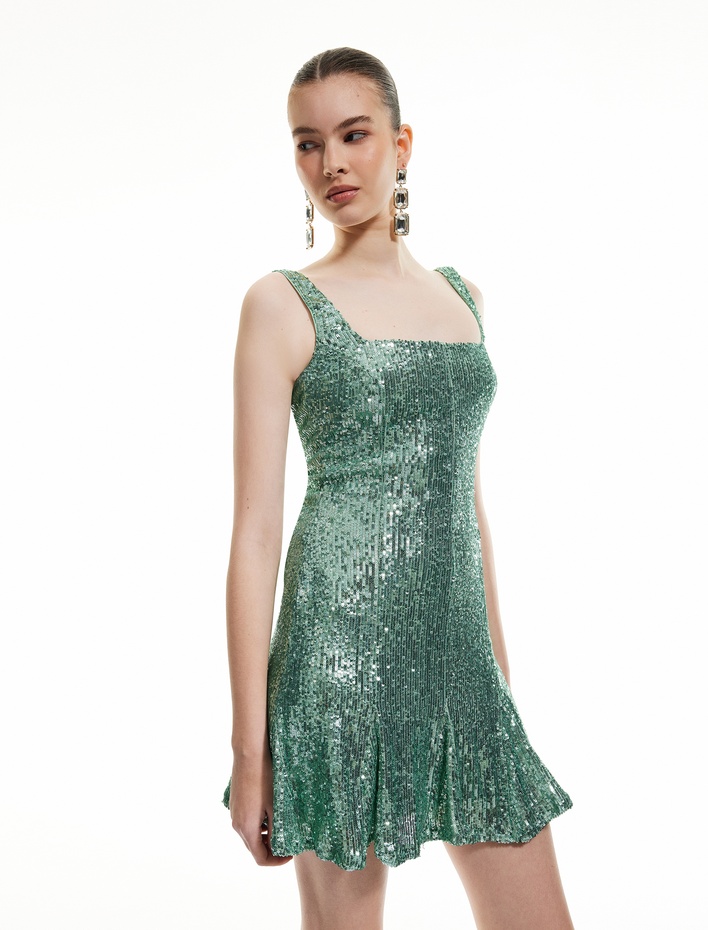  Pullu Payetli Kolsuz Kare Yaka Dar Kesim Mini Abiye Elbise