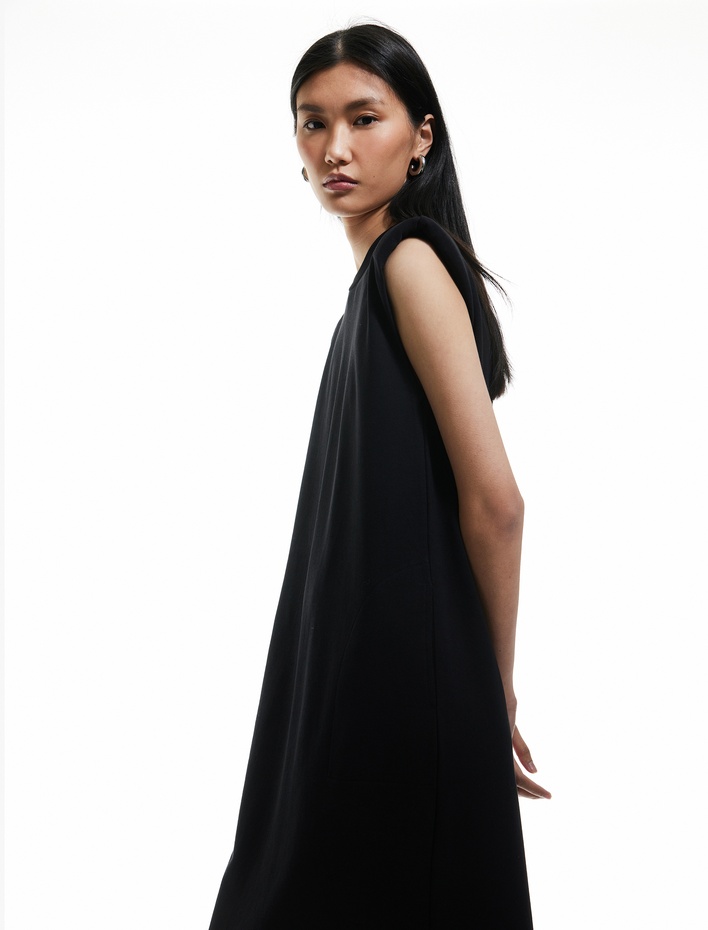  Pamuklu Üç İplik Cepli Bisiklet Yaka Kolsuz Midi Boy Günlük Elbise