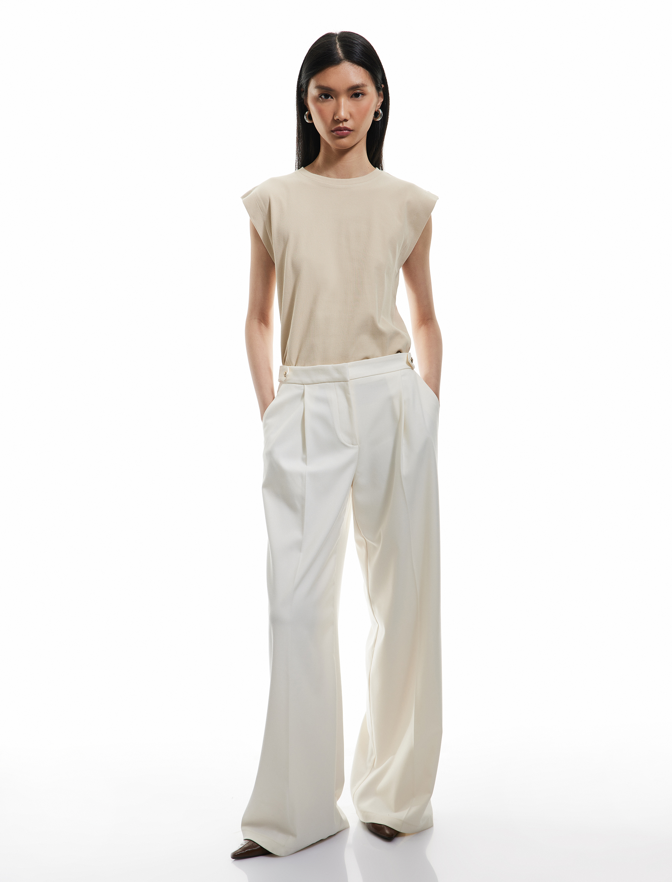   Pamuklu Bisiklet Yaka Kolsuz Basic Tişört