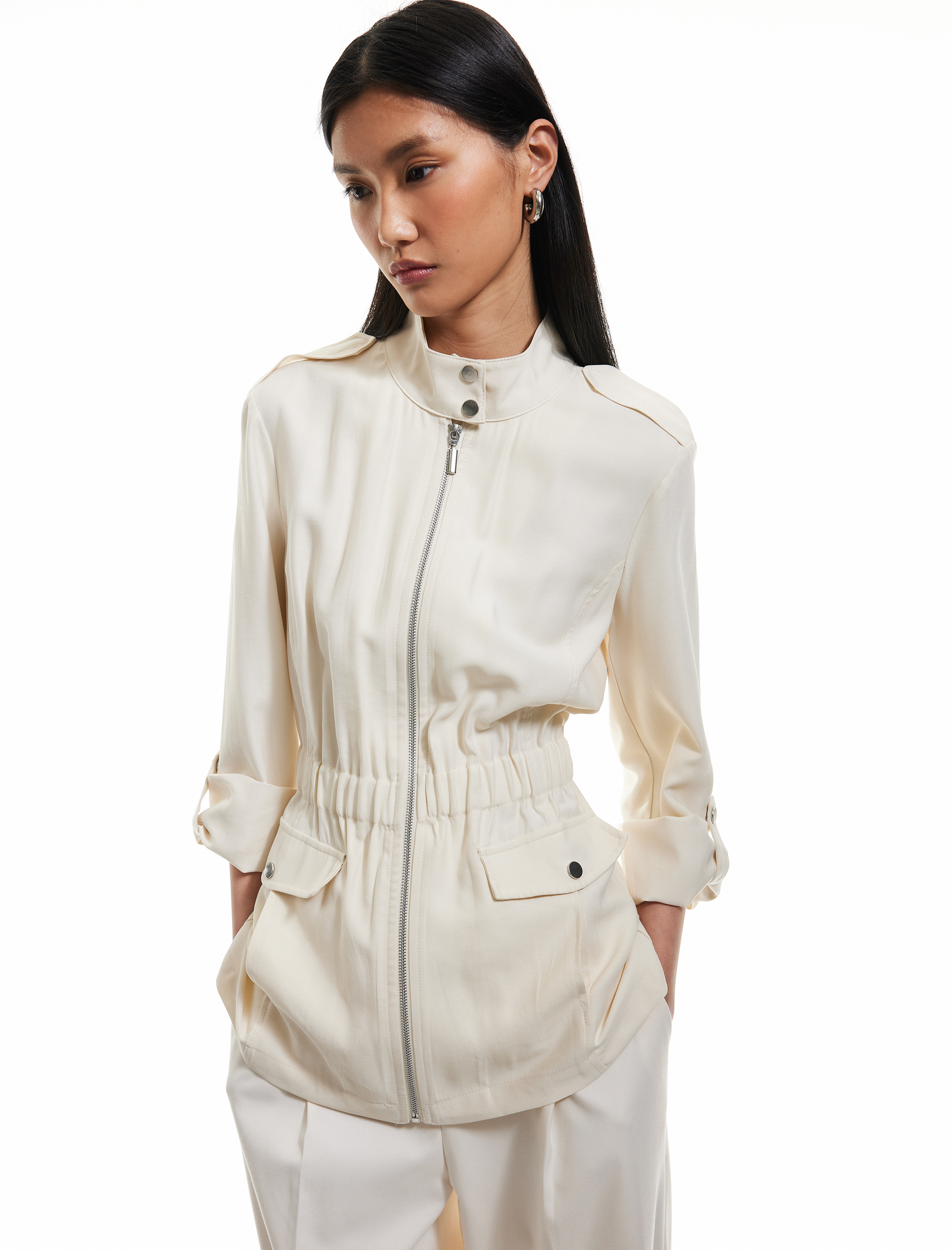 Viskon Uzun Kollu Cepli Fermuarlı Dik Yaka Kısa Trençkot