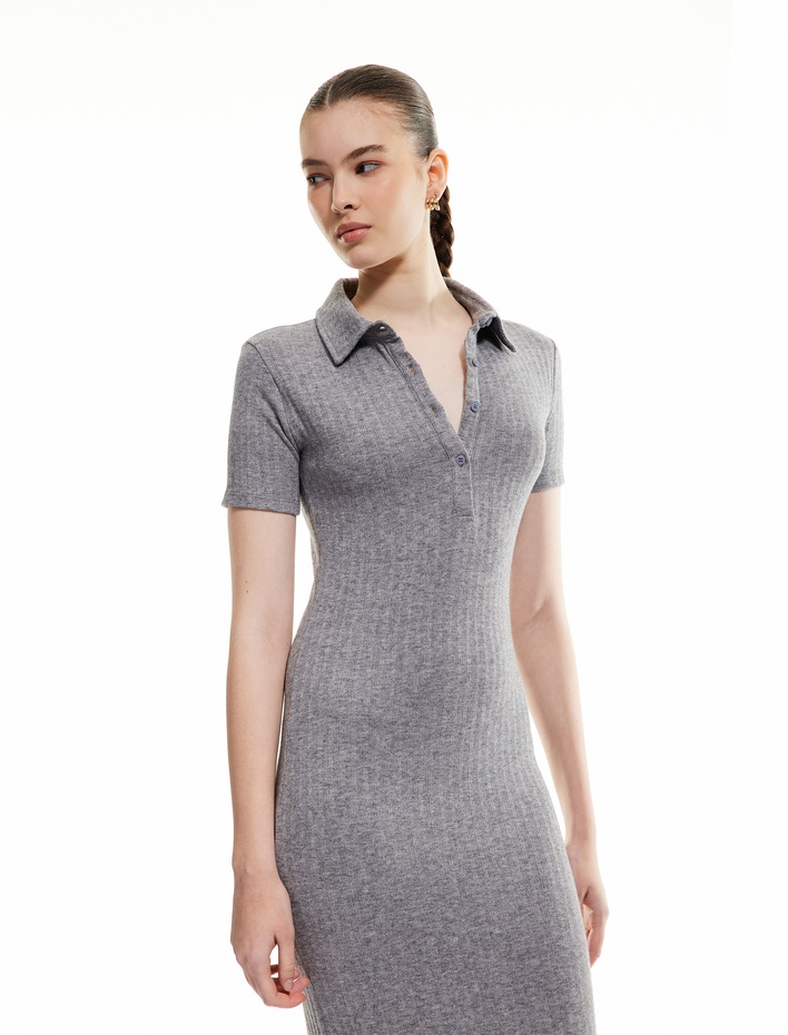  Viskon Slim Fit Kısa Kollu Midi Polo Yaka Kalem Elbise