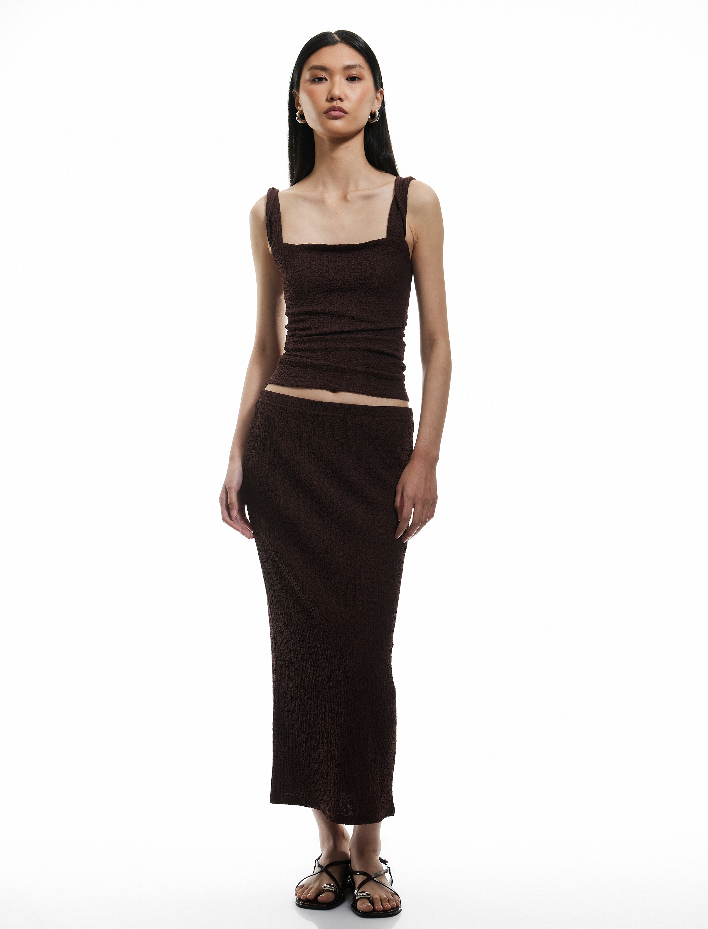   Slim Fit Yırtmaç Detaylı Midi Boy Dokulu Kalem Etek