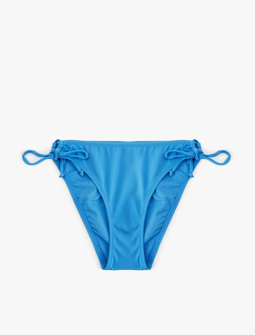   Astarlı Yanları Bağlamalı İpli Bikini Altı