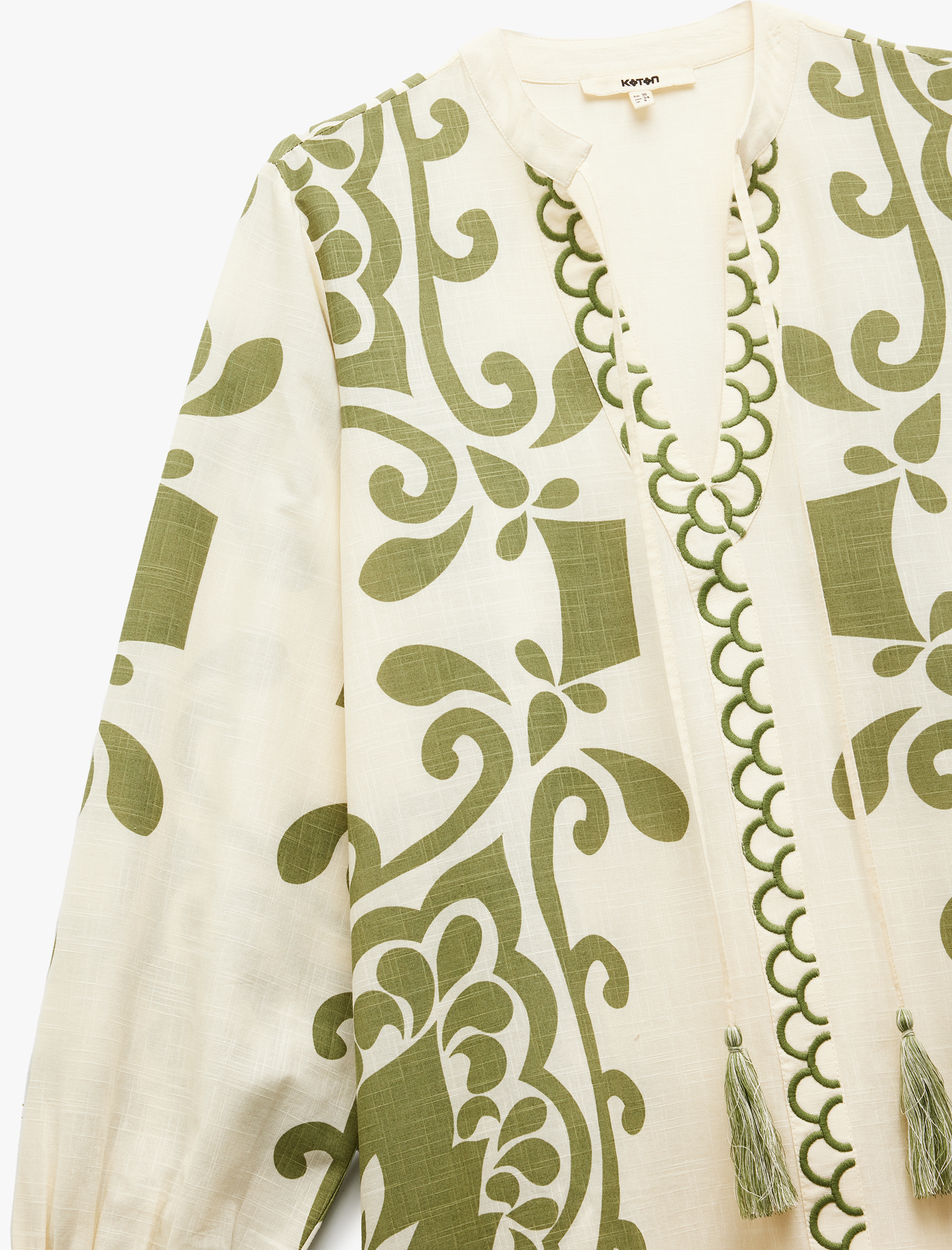   Viskon Kumaş Bağlamalı Yaka Nakışlı Etnik Desenli Plaj Elbisesi