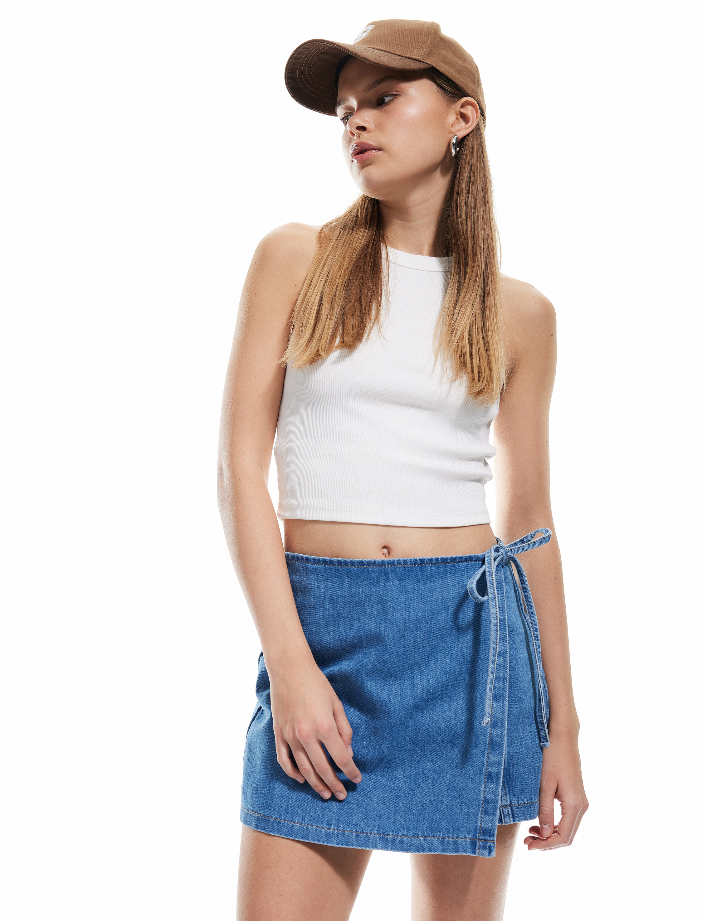 Koton Kadın Pamuklu Bağlama Detaylı Mini Denim Şort Etek -1