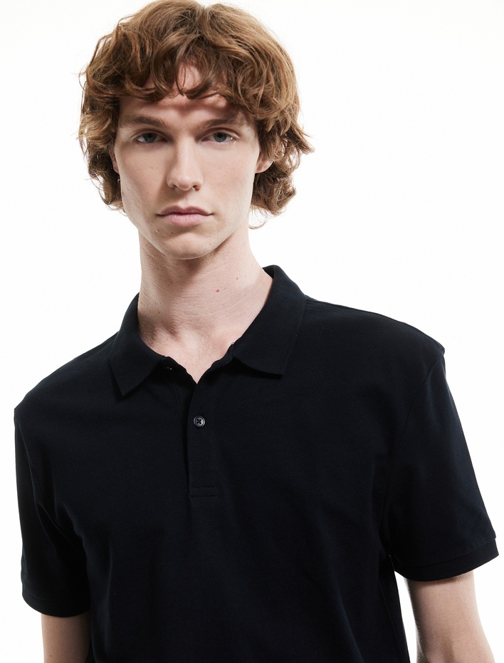  Kısa Kollu Pamuklu Pike Kumaş Polo Yaka Slim Fit Tişört