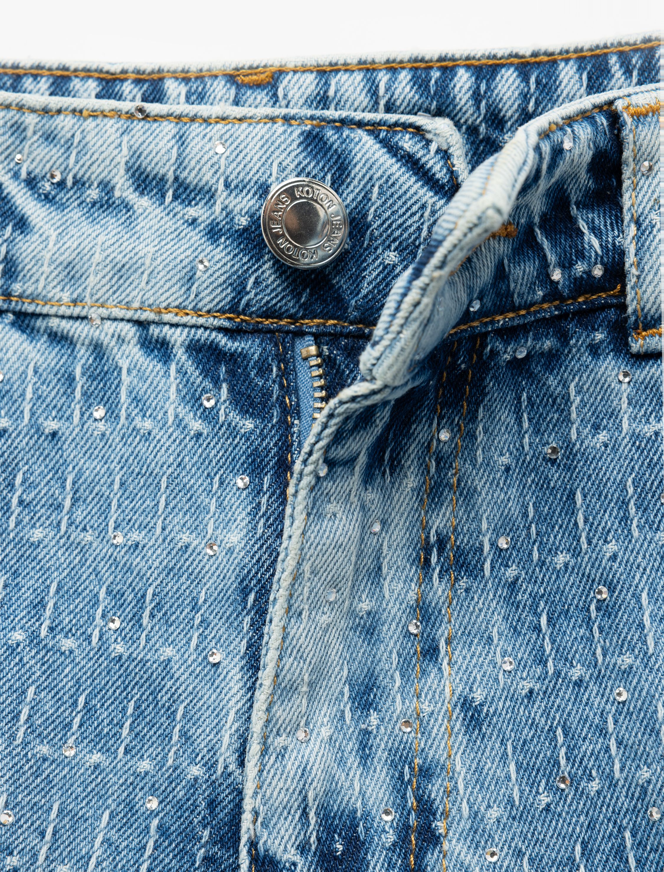   Normal Bel Taş Detaylı Pamuklu Mini Denim Şort