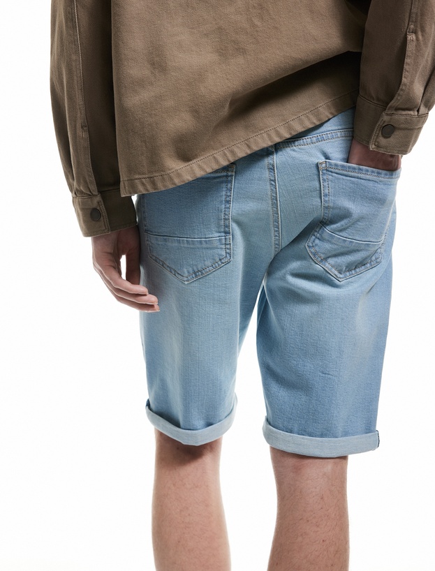 Slim Fit Pamuklu Katlamalı Paça Denim Şort_2