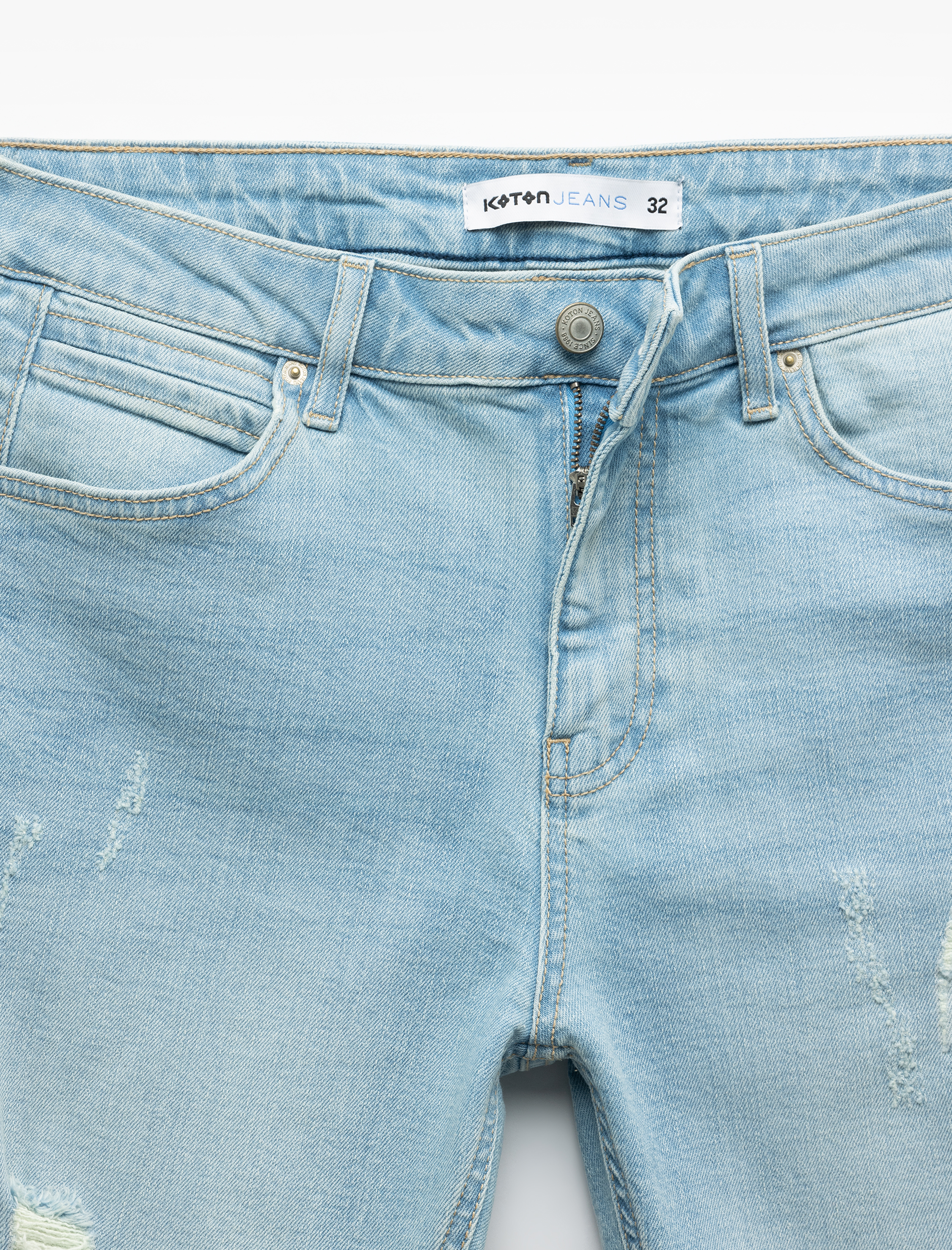   Slim Fit Pamuklu Katlamalı Paça Denim Şort