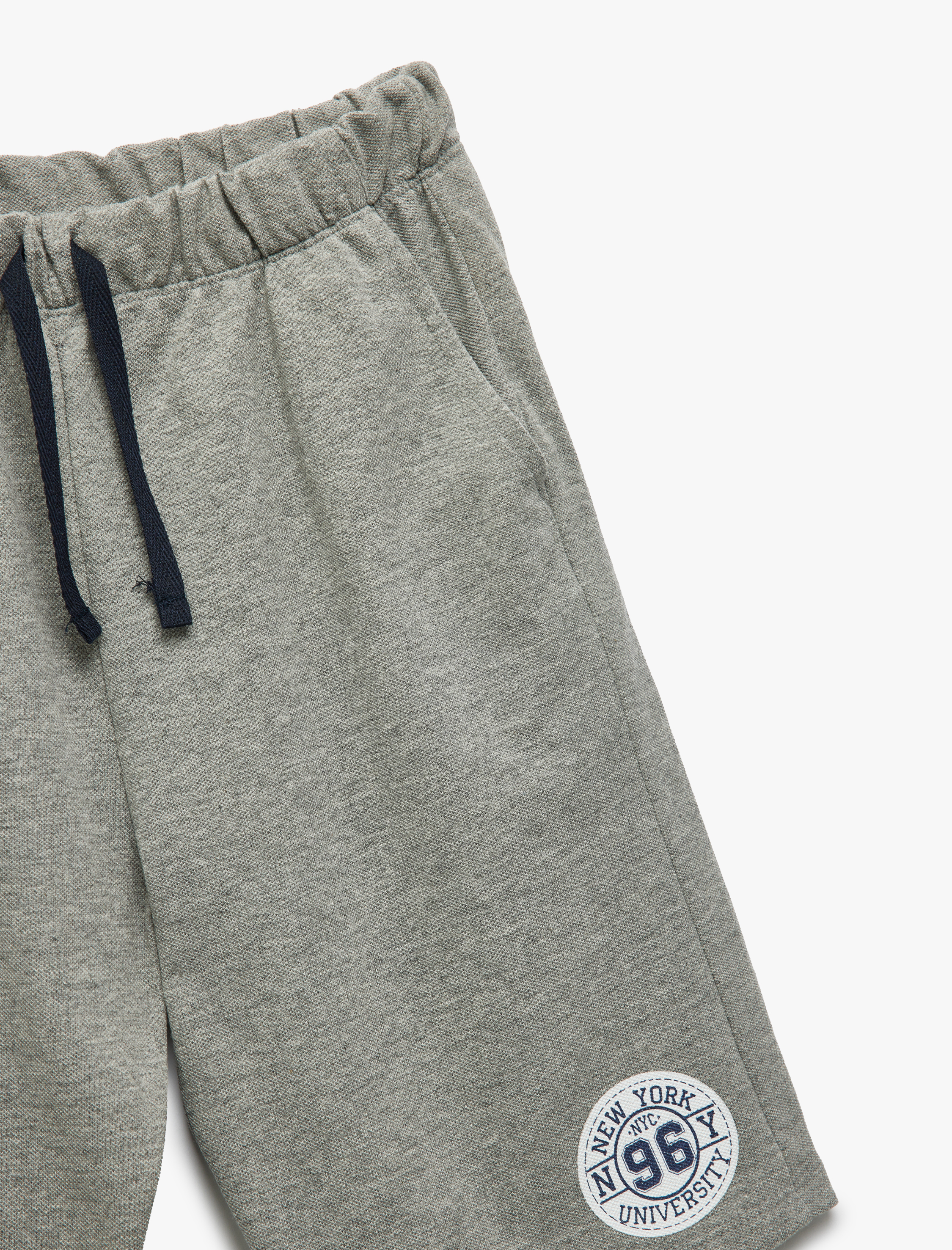  Erkek Çocuk Baskılı Beli Bağlamalı Cep Detaylı Şort