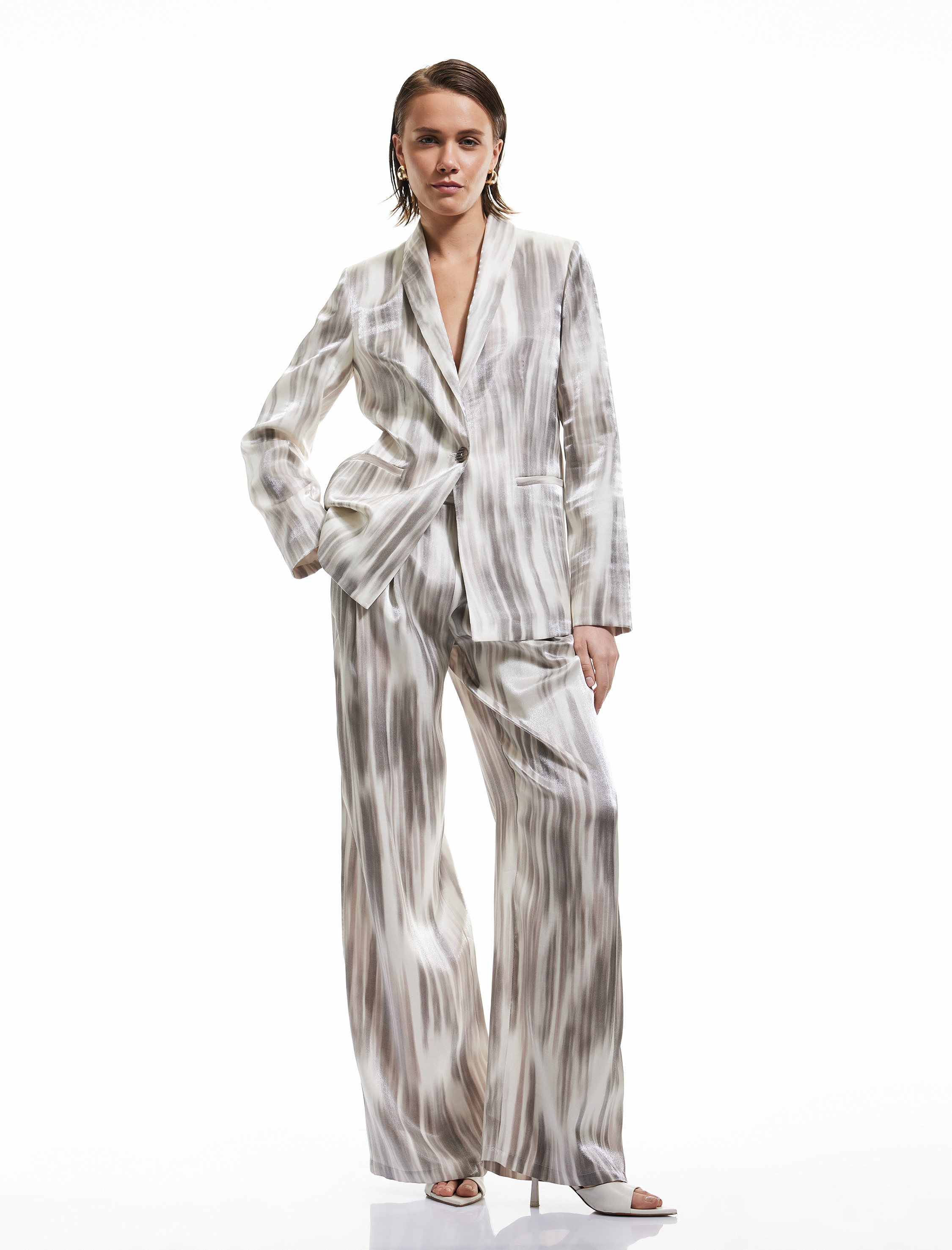   Renk Geçişli Desenli Cepli Uzun Kollu Saten Blazer Ceket