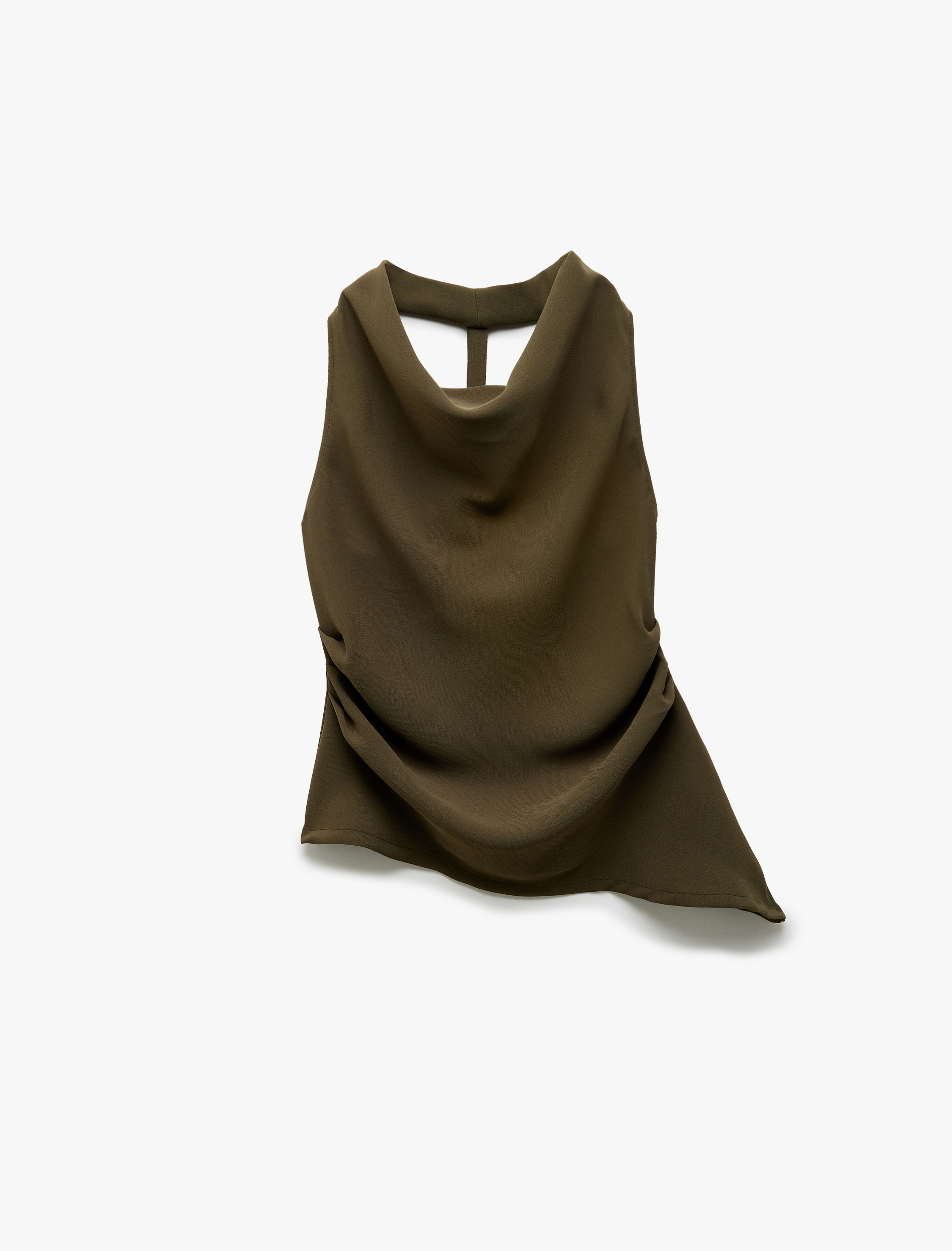   Kolsuz Drapeli Asimetrik Sırt Detaylı Degaje Yaka Bluz