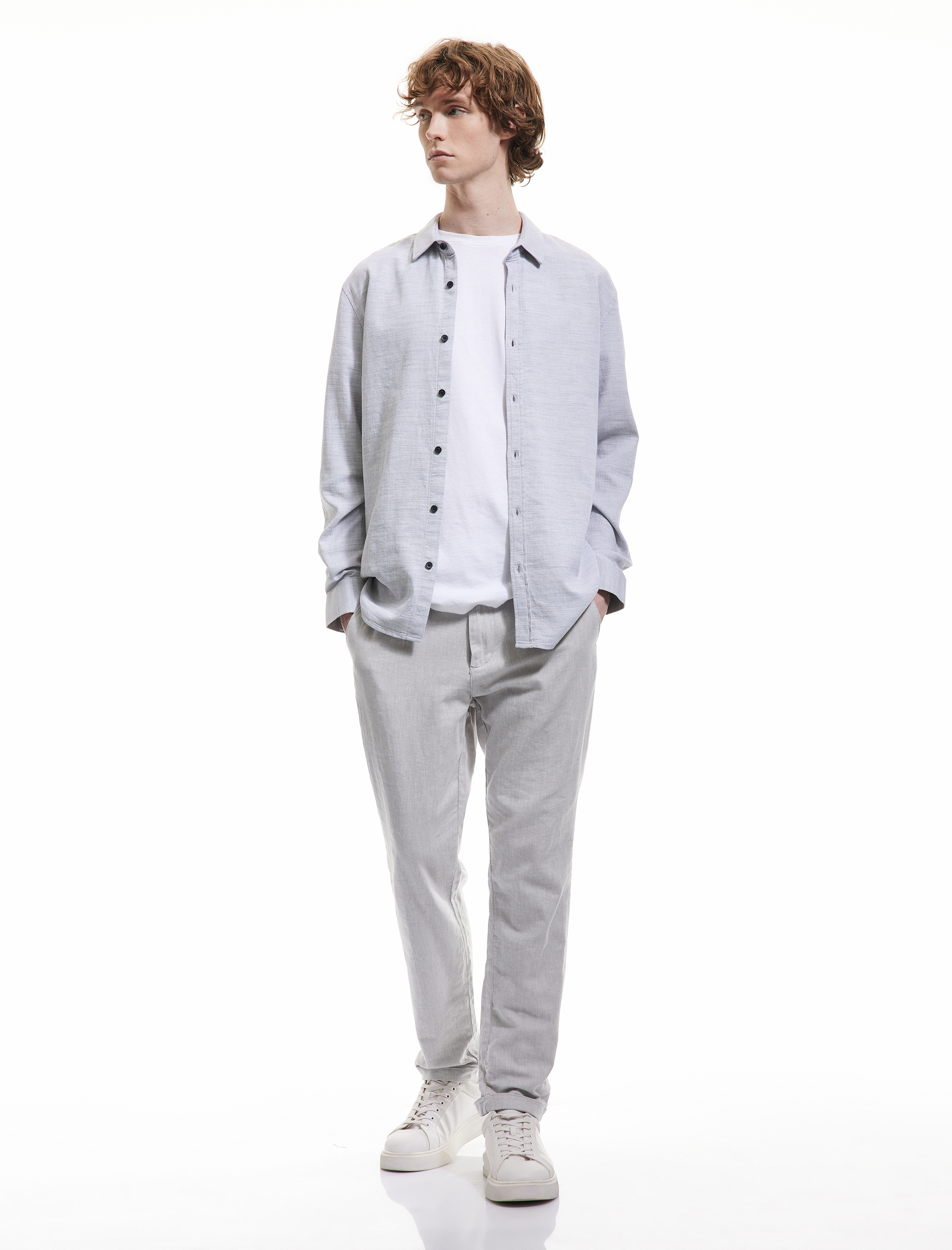   Pamuklu Düğmeli Regular Fit Armürlü Uzun Kollu Gömlek