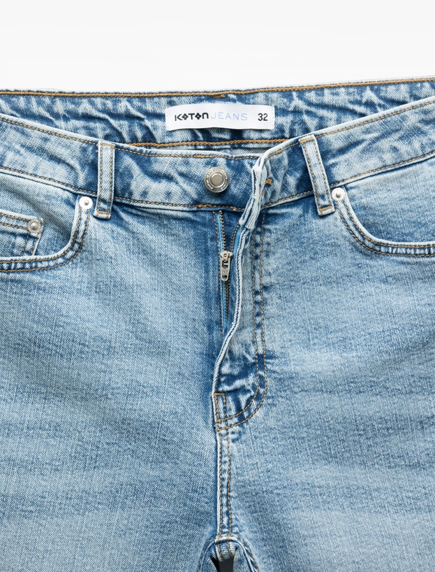 Katlamalı Paça Cepli Bermuda Slim Fit Denim Şort_7