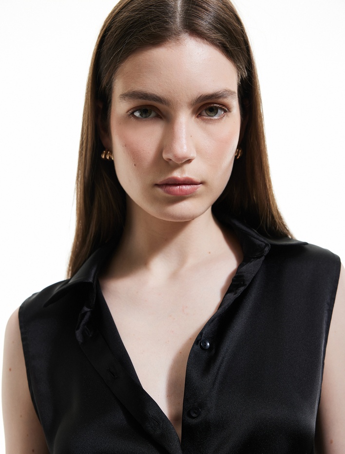  Düğmeli Klasik Yaka Kolsuz Saten Gömlek