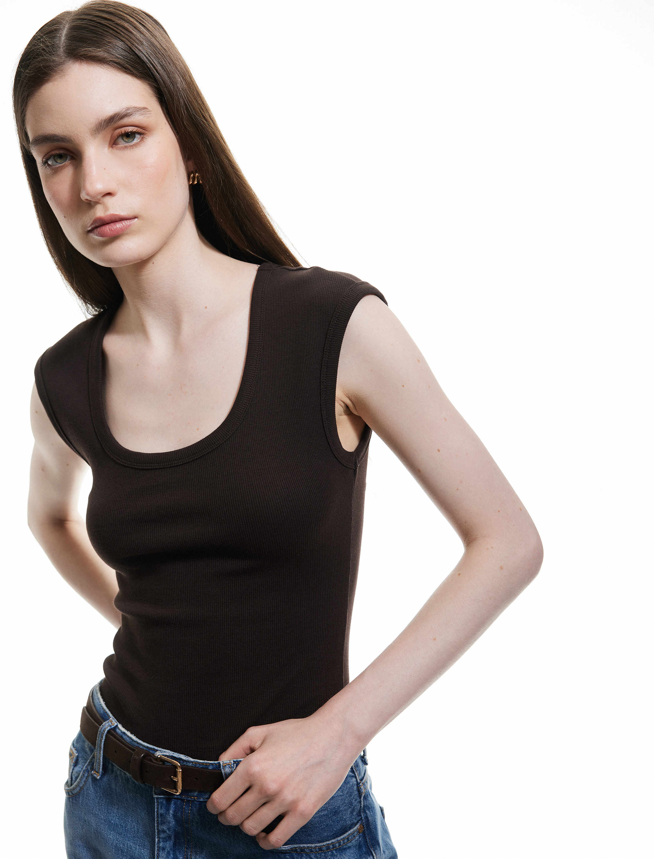 Koton Kadın Slim Fit Pamuklu Kolsuz U Yaka Basic Crop Body -1