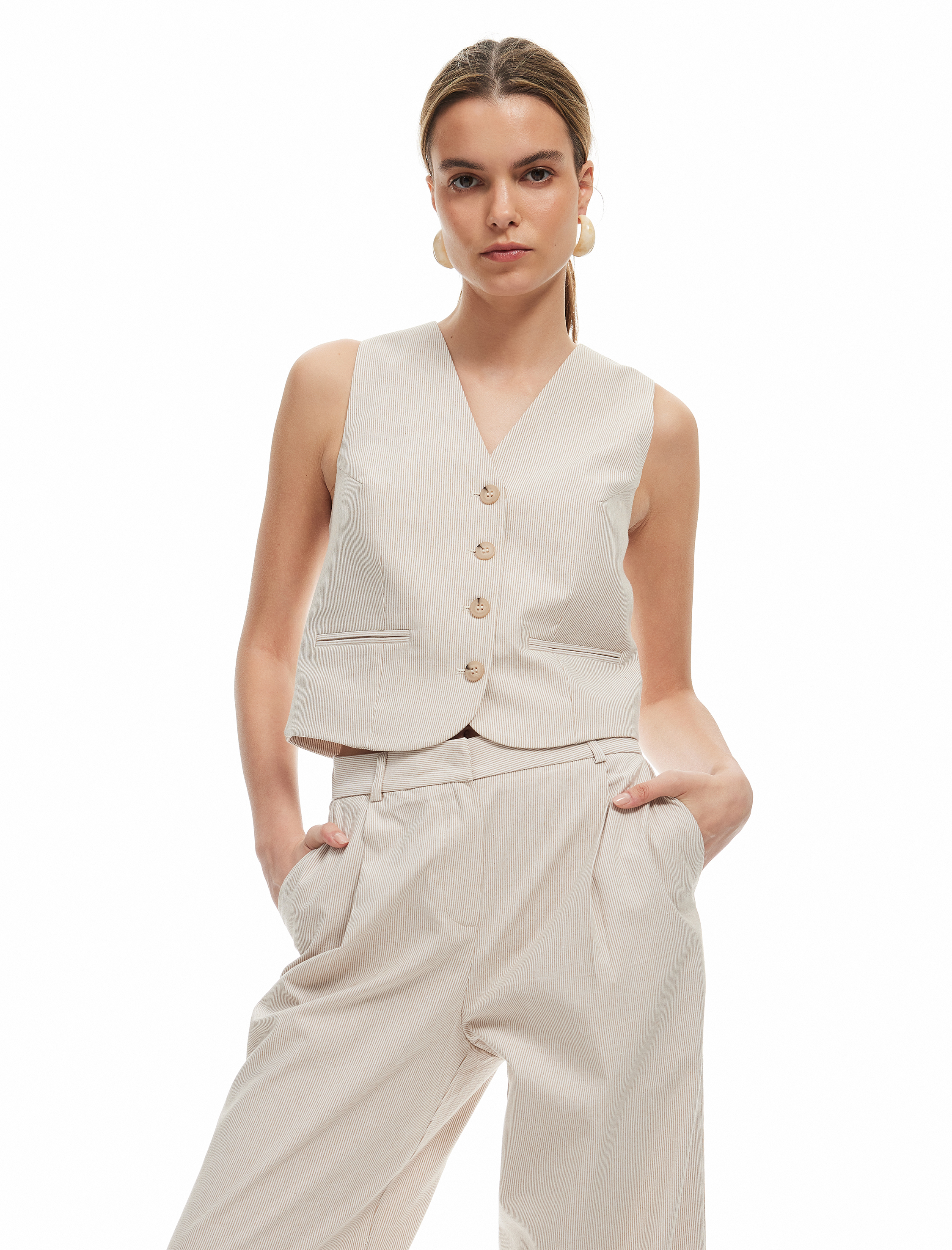   V Yaka Düğmeli Çizgili Blazer Yelek