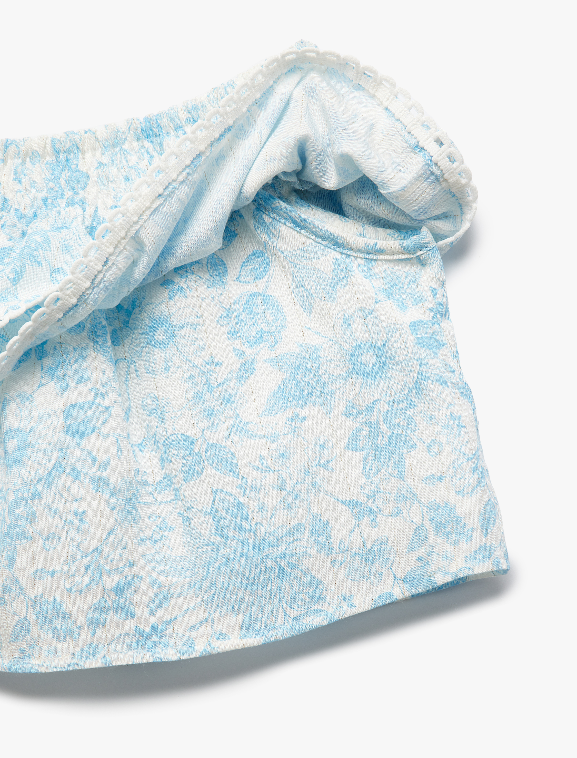  Kız Çocuk Balerin Yaka Çiçek Desenli Çift Kat Fırfırlı Crop Kolsuz Bluz