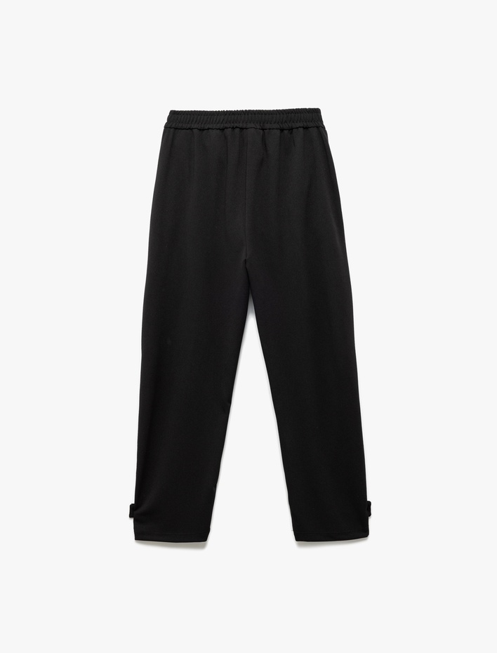  Krep Scuba Kumaş Fermuar Detaylı Cepli Havuç Pantolon