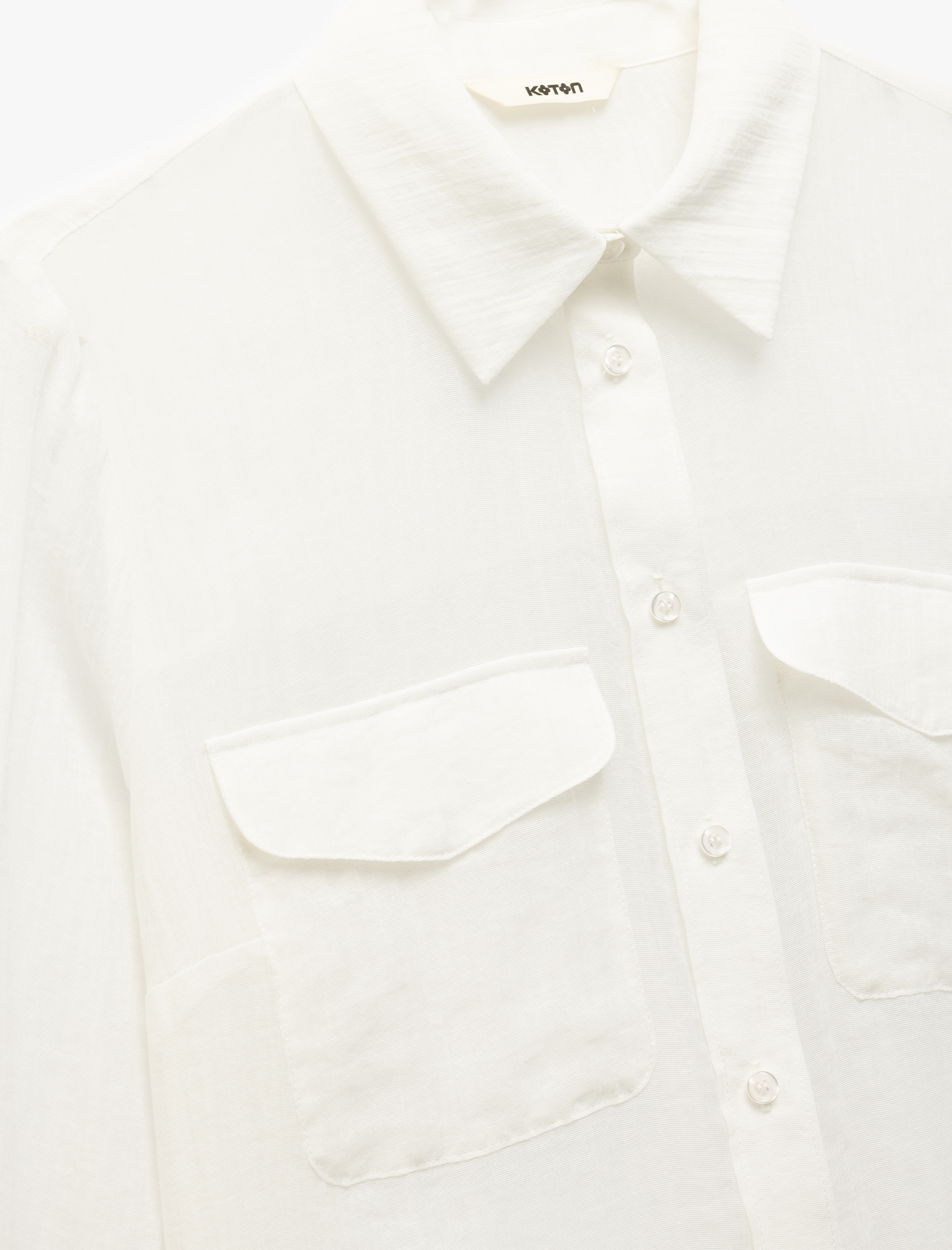   Klasik Yaka Uzun Kollu Cepli Viskon Gömlek