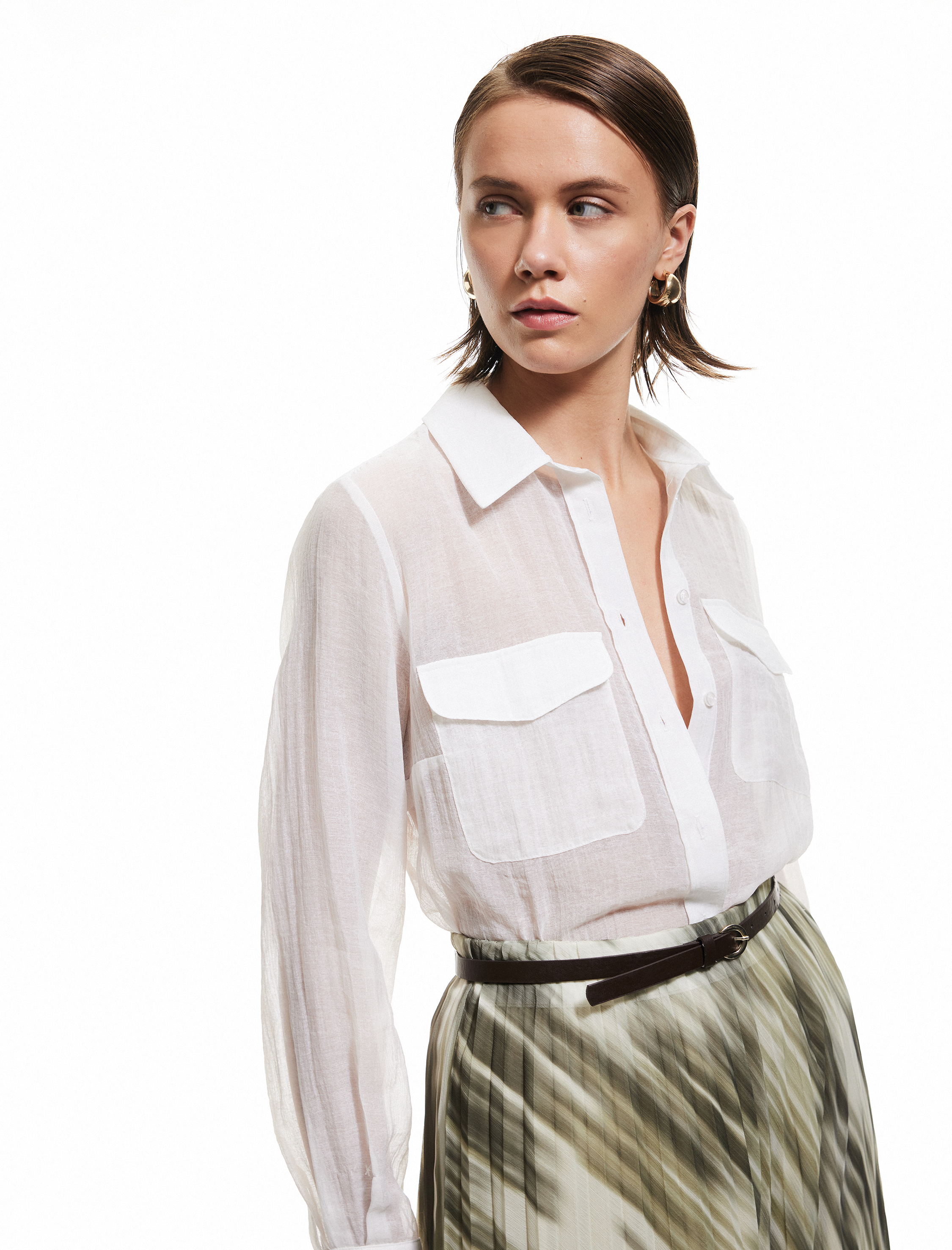   Klasik Yaka Uzun Kollu Cepli Viskon Gömlek