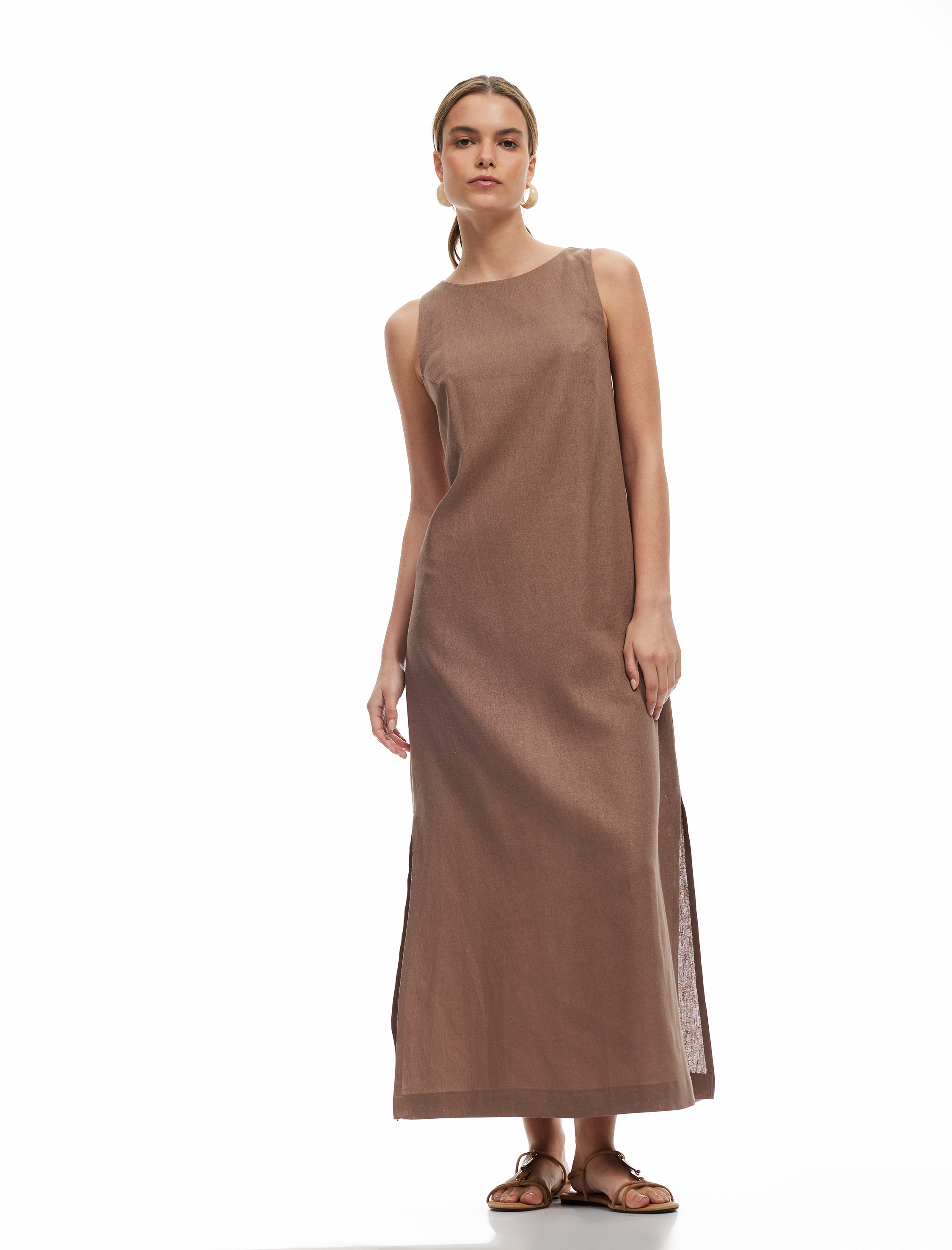   Arkası Pencere Detaylı Yırtmaçlı Yuvarlak Yaka Kolsuz Uzun Keten Elbise