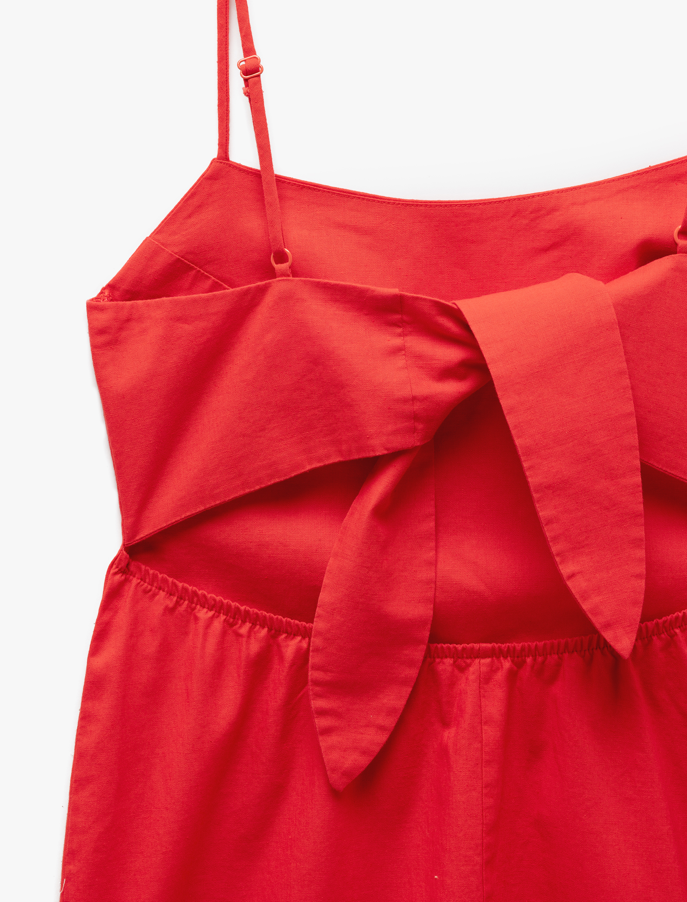 Arkası Bağlama Detaylı Slim Fit İnce Askılı Keten Elbise