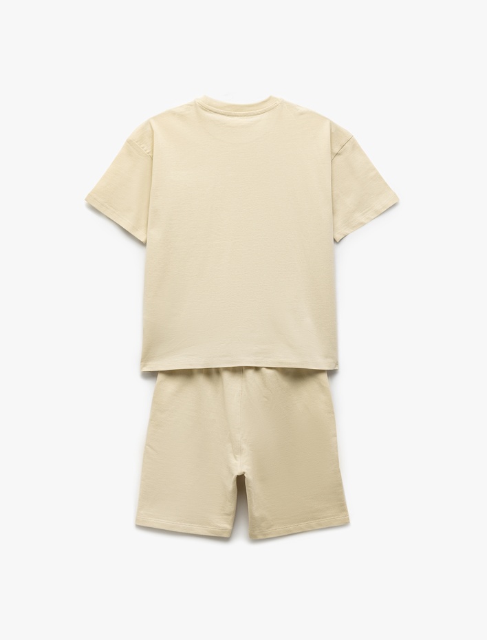 Erkek Çocuk Pamuklu Bisiklet Yaka Kısa Kollu İşlemeli Üst Beli Bağcıklı Şortlu İkili Set