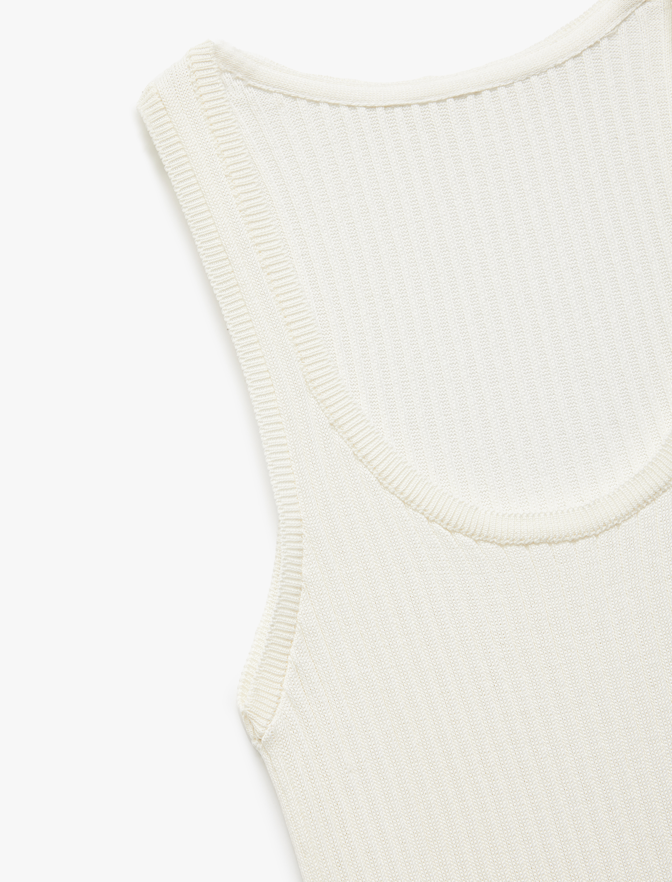 Derin Yuvarlak Yaka Kolsuz Triko Atlet