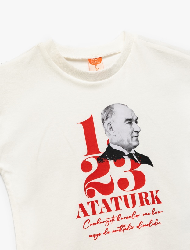 Atatürk Baskılı Bisiklet Yaka Pamuklu Kısa Kollu Tişört_2