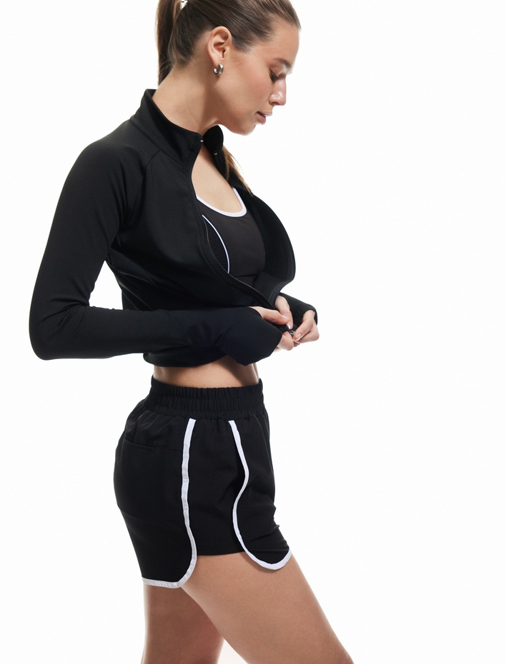  Yüksek Bel Biyeli Rahat Kesim Mini Spor Şort