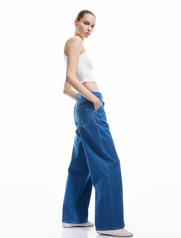 Geniş Paça Kemer Detaylı Pileli Pamuklu Jean Pantolon - Wide Leg Jeans_1