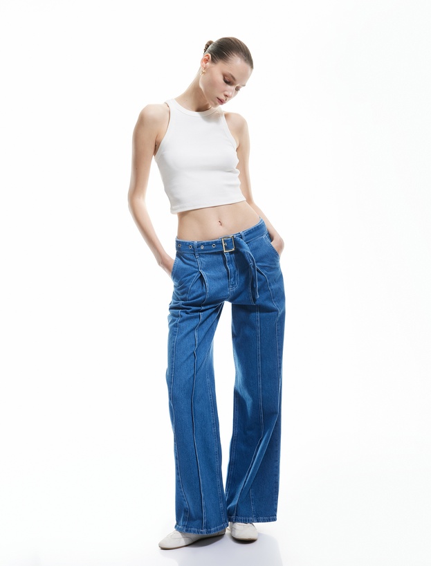 Geniş Paça Kemer Detaylı Pileli Pamuklu Jean Pantolon - Wide Leg Jeans_0