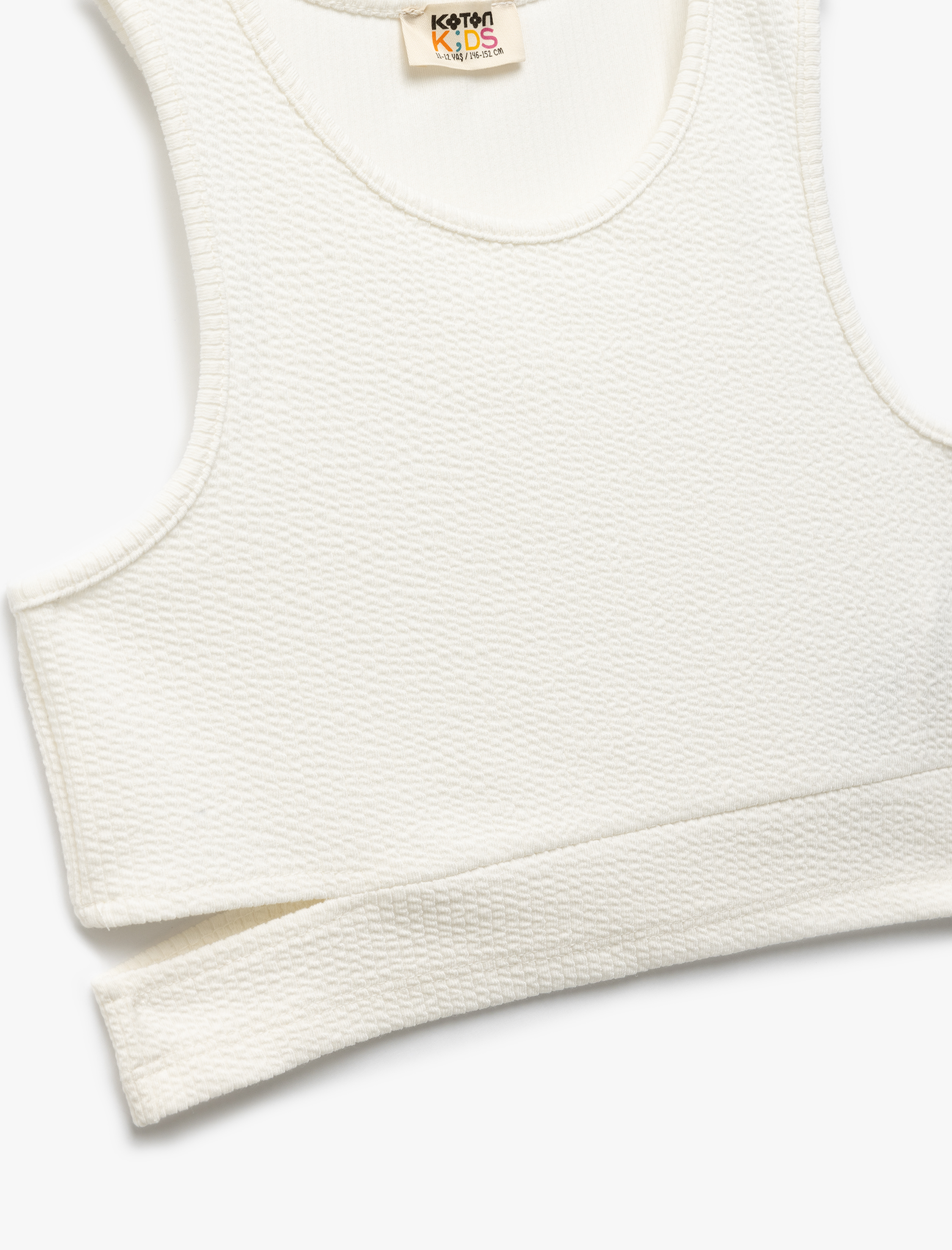  Kız Çocuk Pencere Detaylı Slim Fit Bürümcük Kolsuz Bisiklet Yaka Crop Atlet