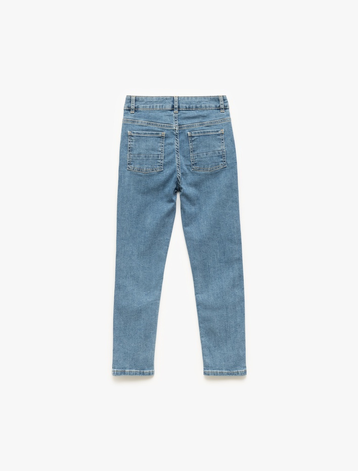 Erkek Çocuk Pamuklu Düğmeli Cepli Yıpratma Detaylı Düz Paça Jean Pantolon