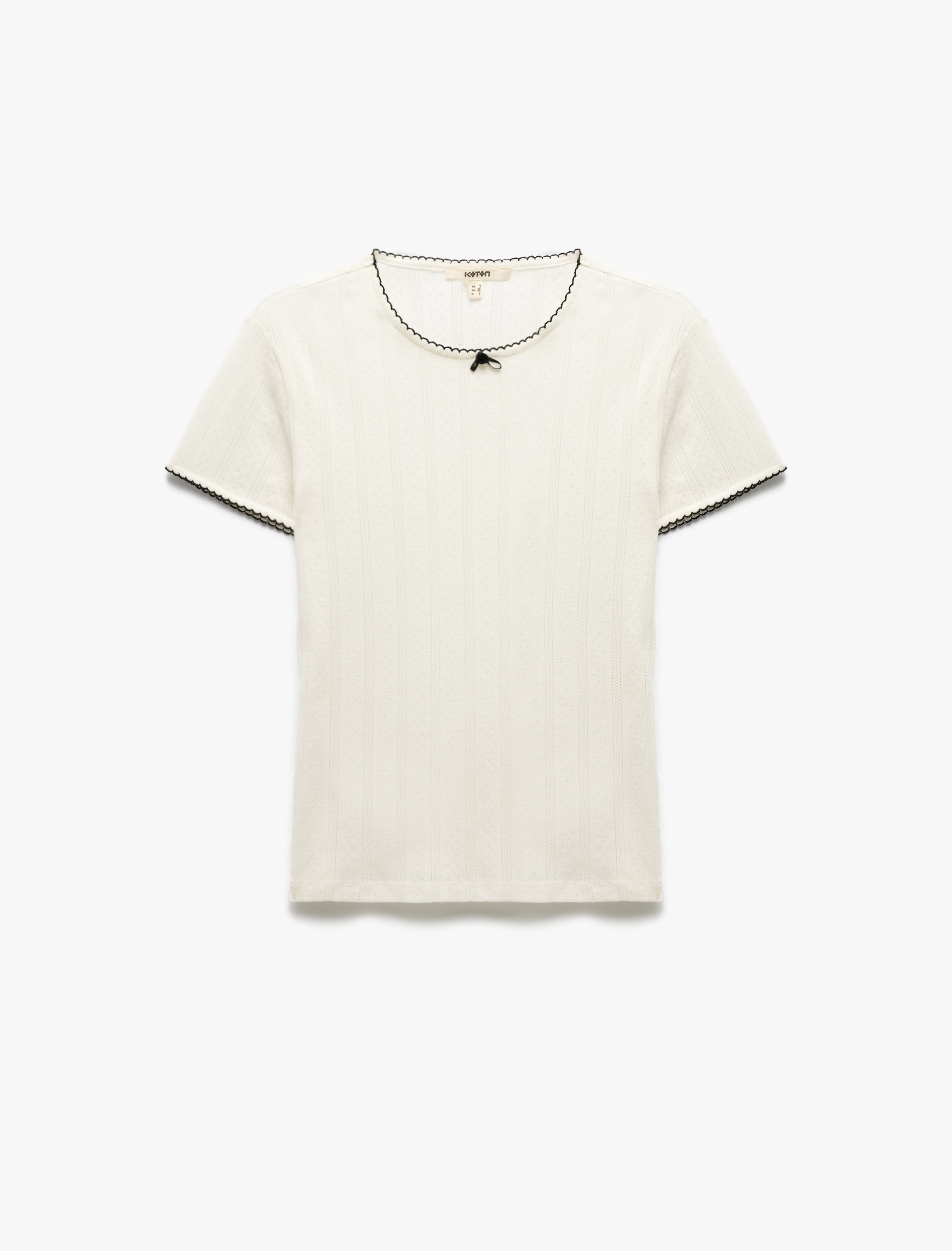   Pamuklu Renk Kontrastlı Fiyonklu Slim Bisiklet Yaka Kısa Kollu Tişört