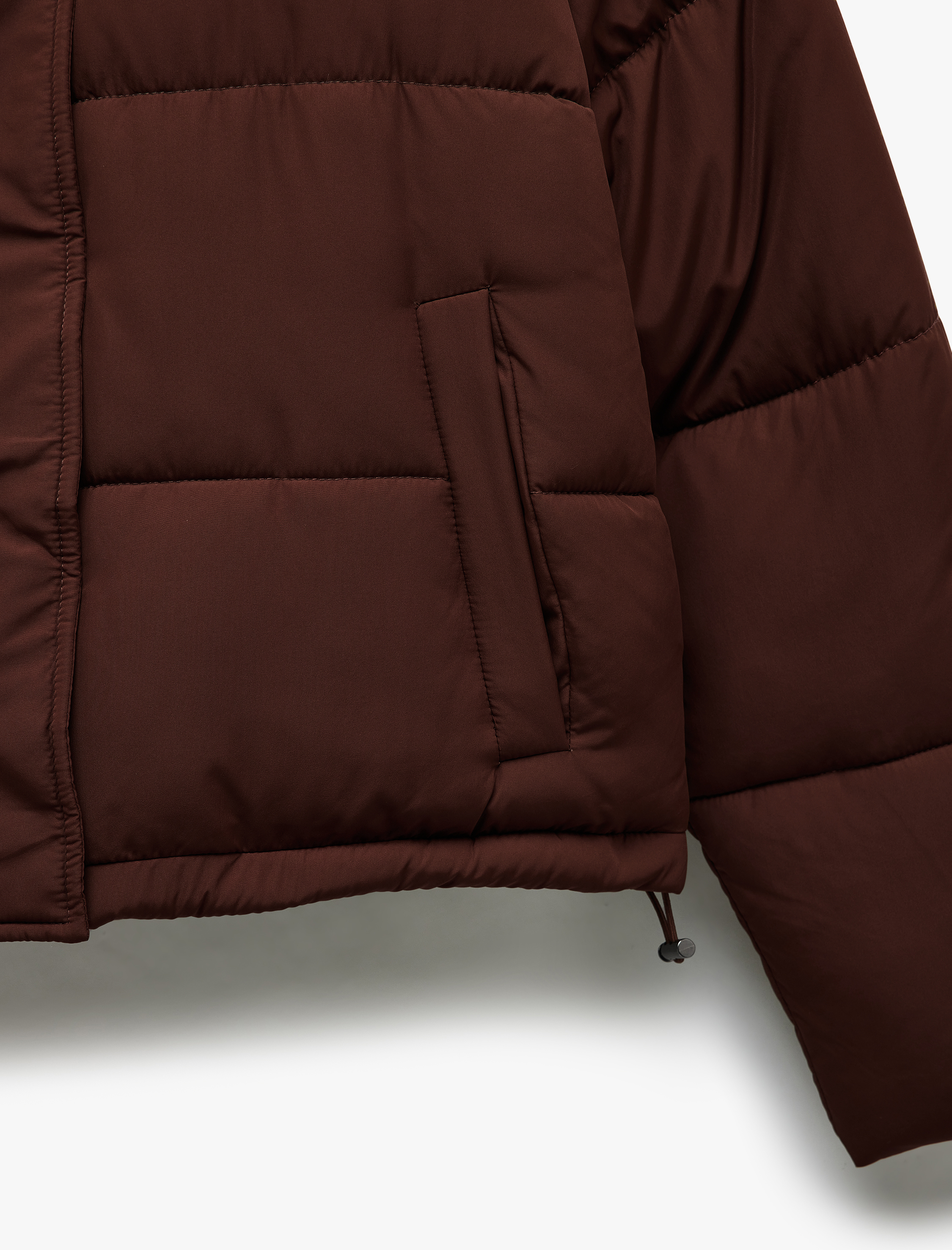   Kapüşonlu Fermuarlı İçi Peluş Çıtçıt Düğmeli Cepli Şişme Mont