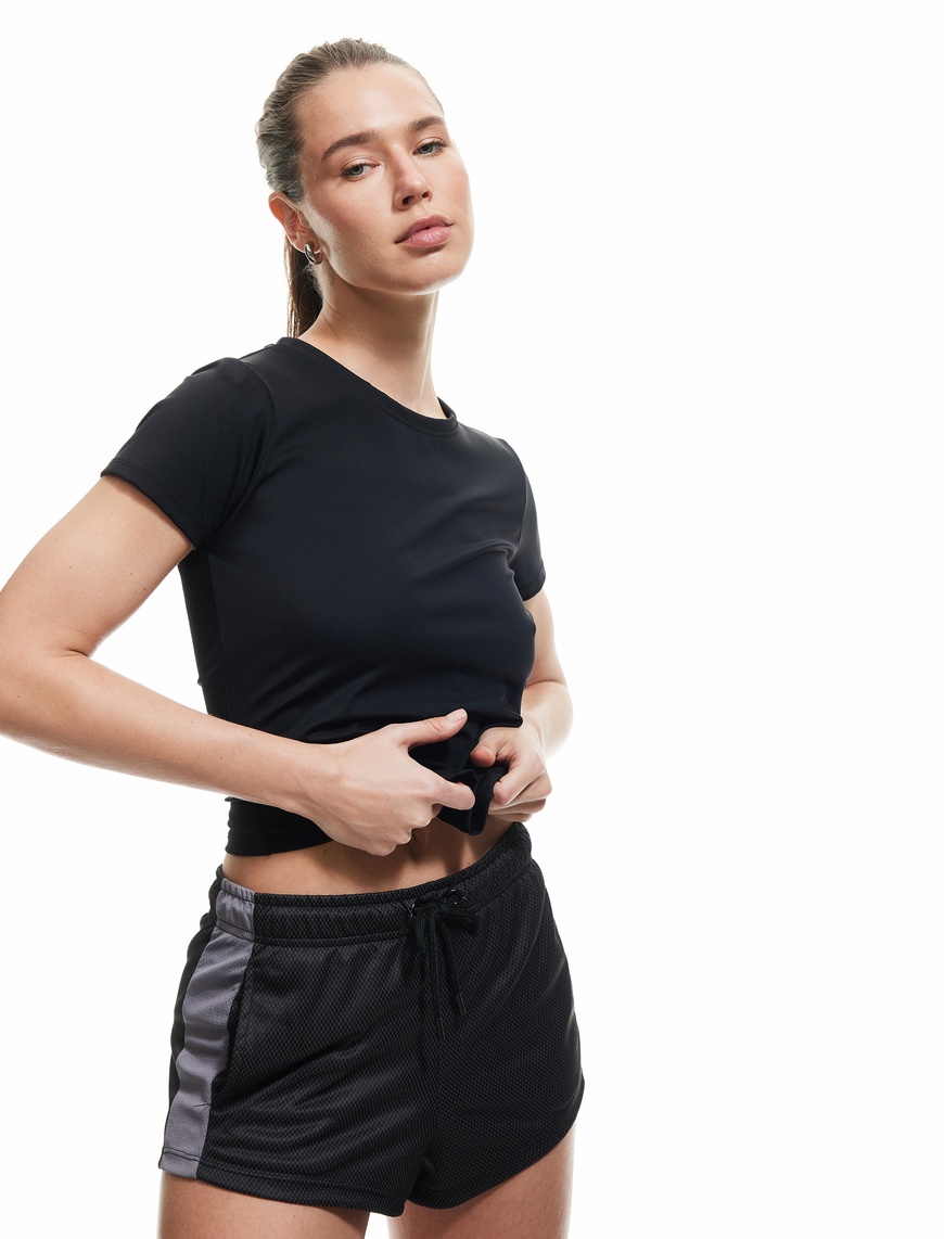   Bisiklet Yaka Slim Fit Kısa Kollu İnterlok Spor Tişört