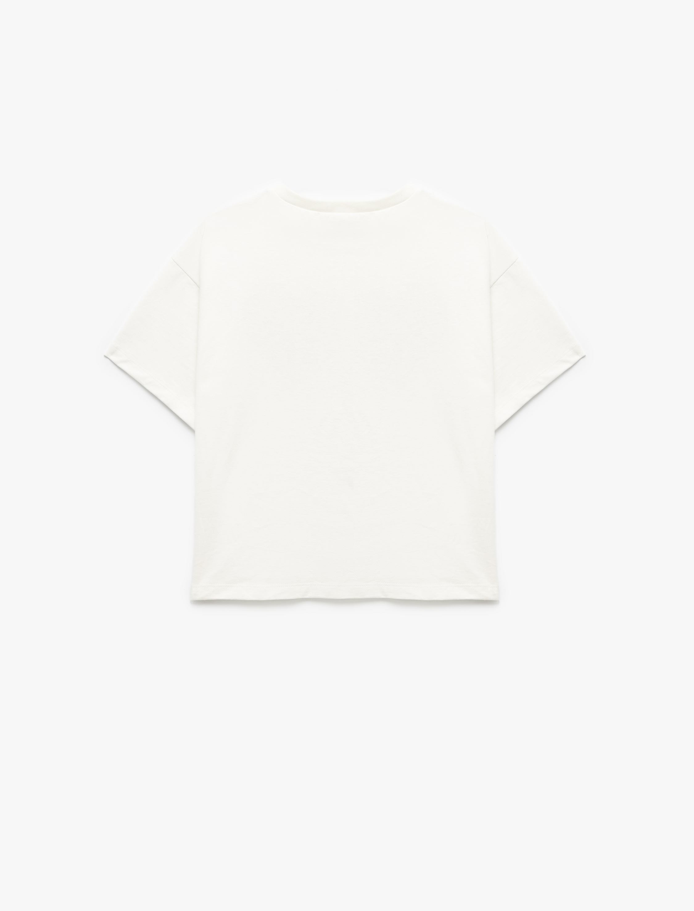  Kız Çocuk Kısa Kollu Bisiklet Yaka Kalpli Pullu Payetli Atatürklü Tişört