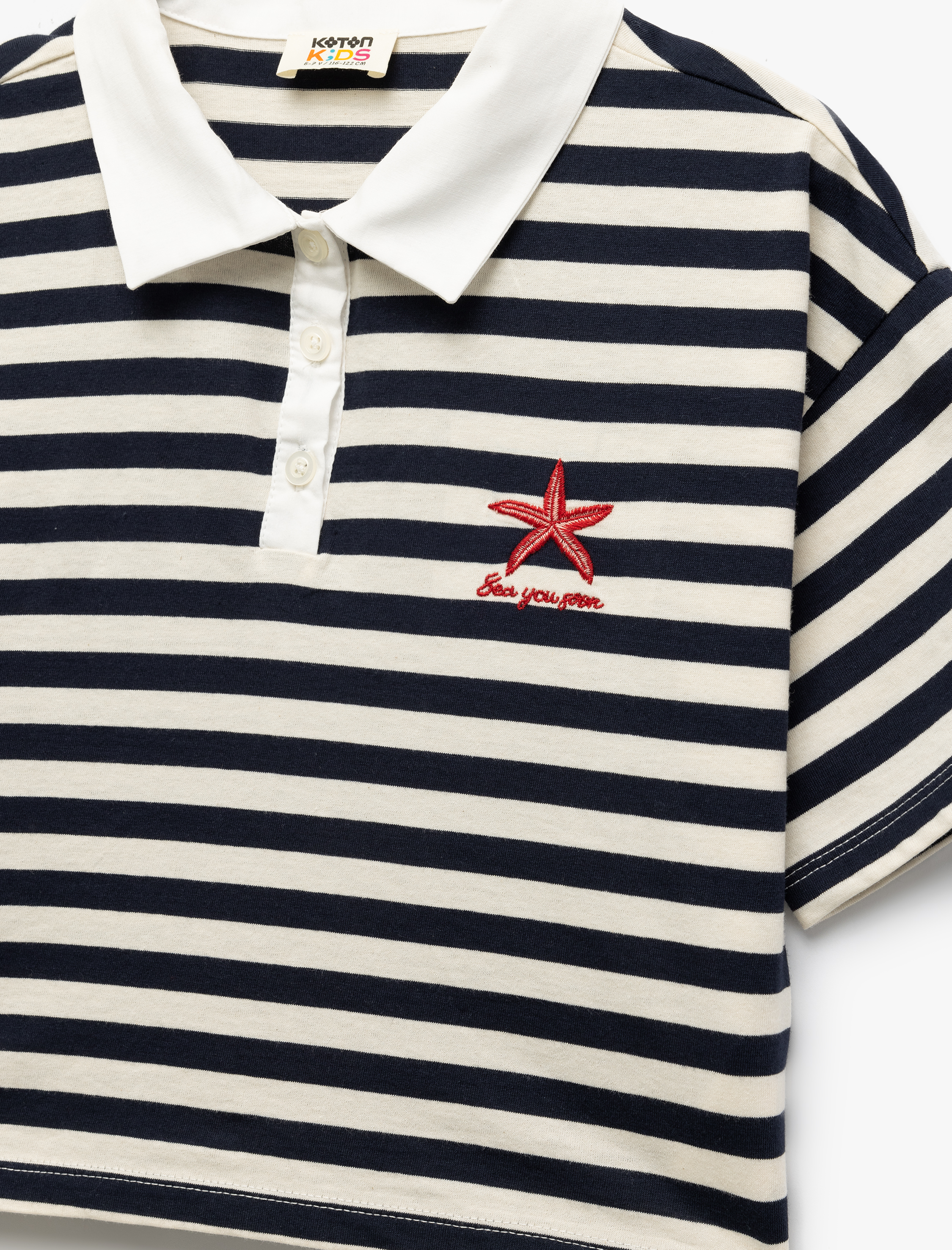  Kız Çocuk Pamuklu Oversize İşleme Detaylı Kısa Kollu Çizgili Gömlek Yaka Crop Tişört