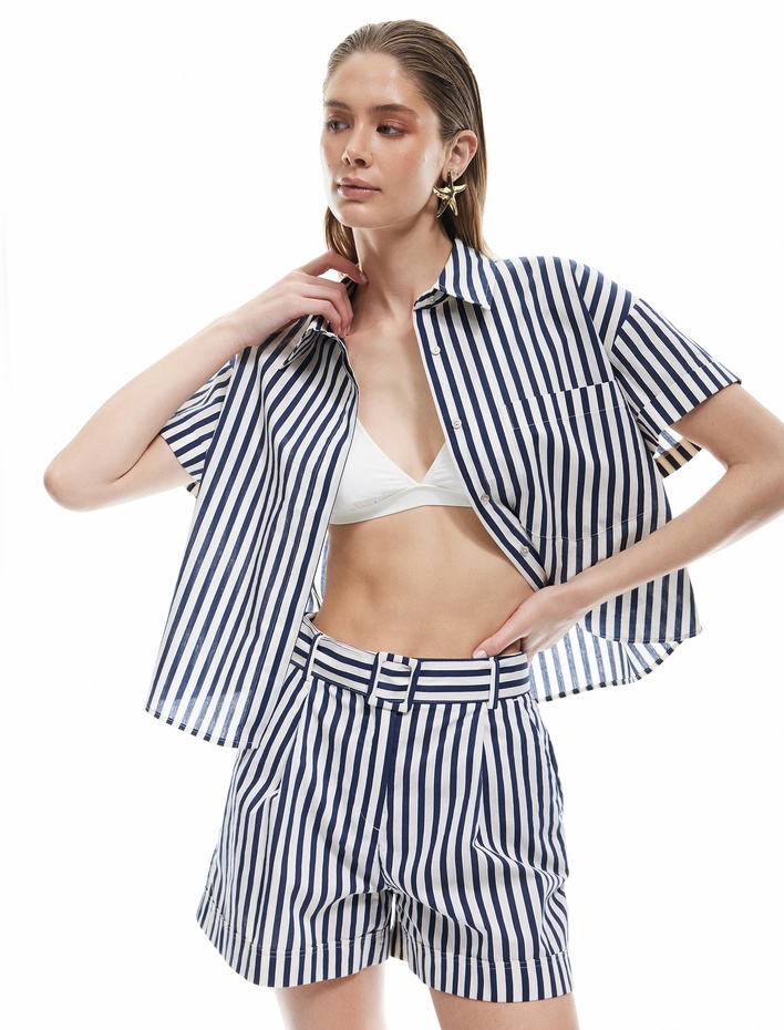  Koton X Sima Tarkan - Pamuklu Cepli Kemerli Mini Poplin Şort