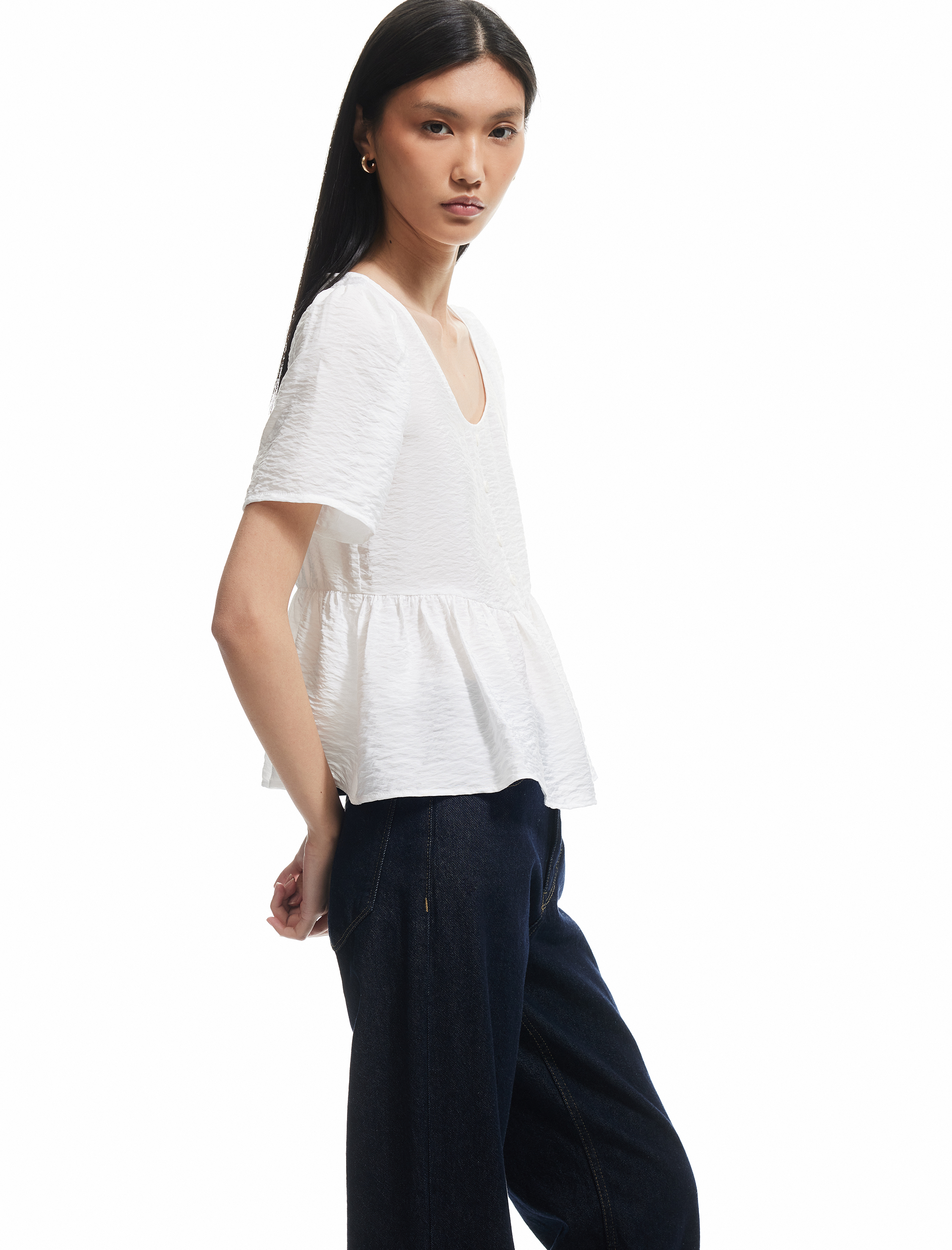   Viskon Kumaş Düğmeli Bisiklet Yaka Kısa Kollu Peplum Bluz